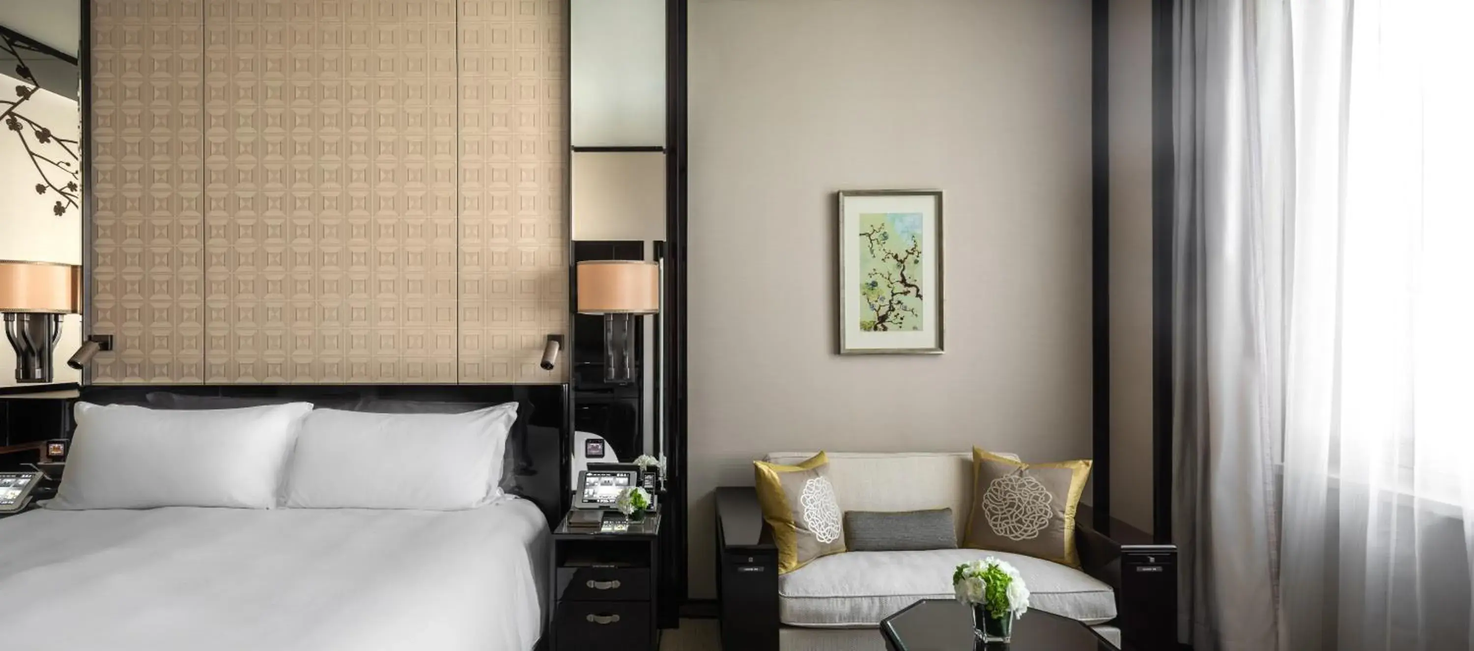 Bed in The Peninsula Hong Kong Bed in The Peninsula Hong Kong