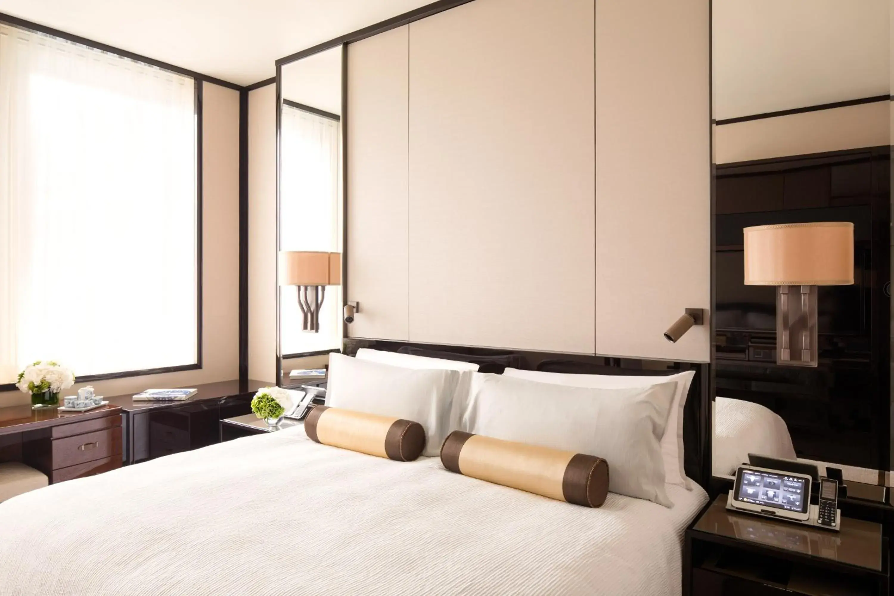 Bed in The Peninsula Hong Kong Bed in The Peninsula Hong Kong
