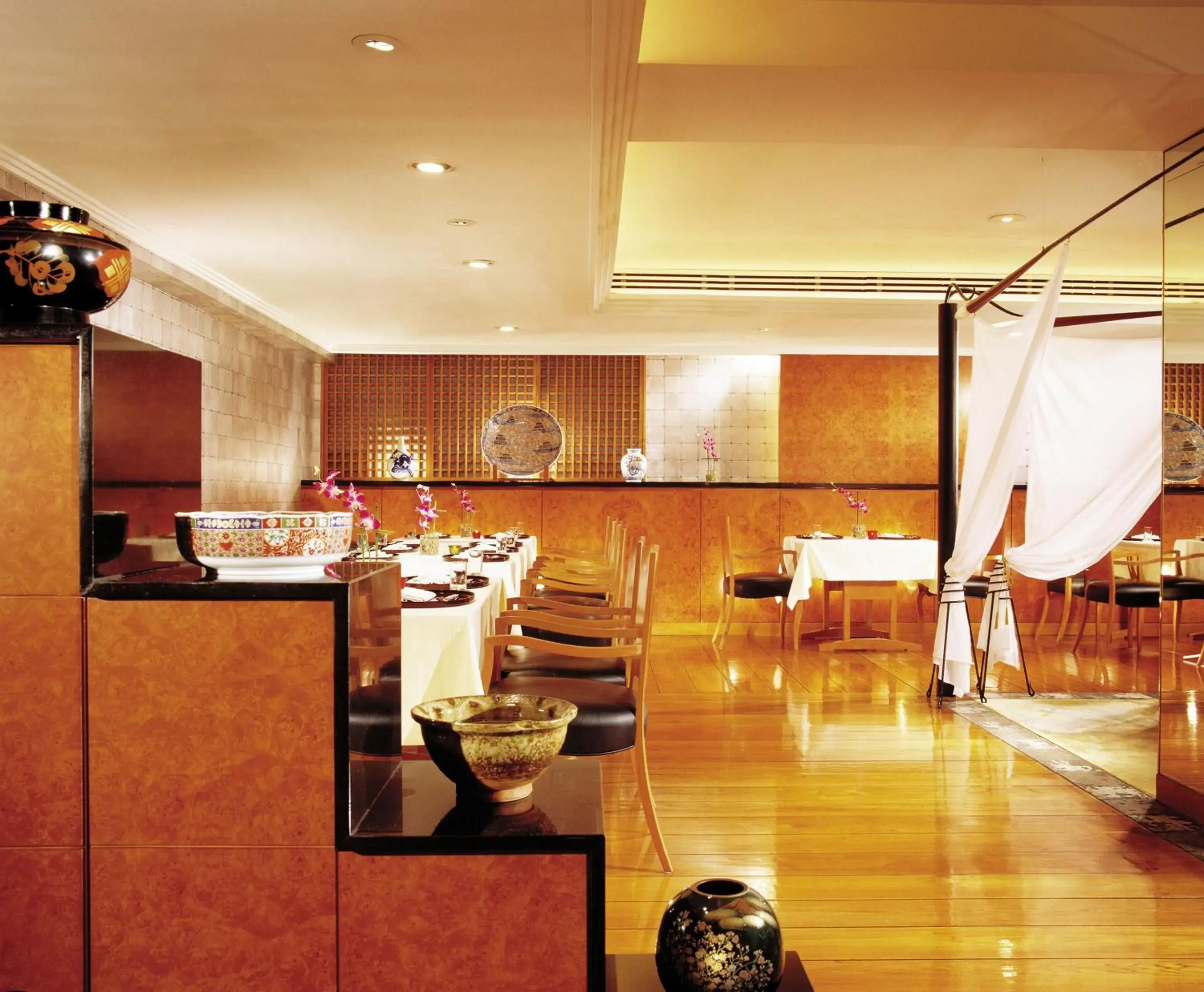 Restaurant/places to eat in The Peninsula Hong Kong Restaurant/places to eat in The Peninsula Hong Kong