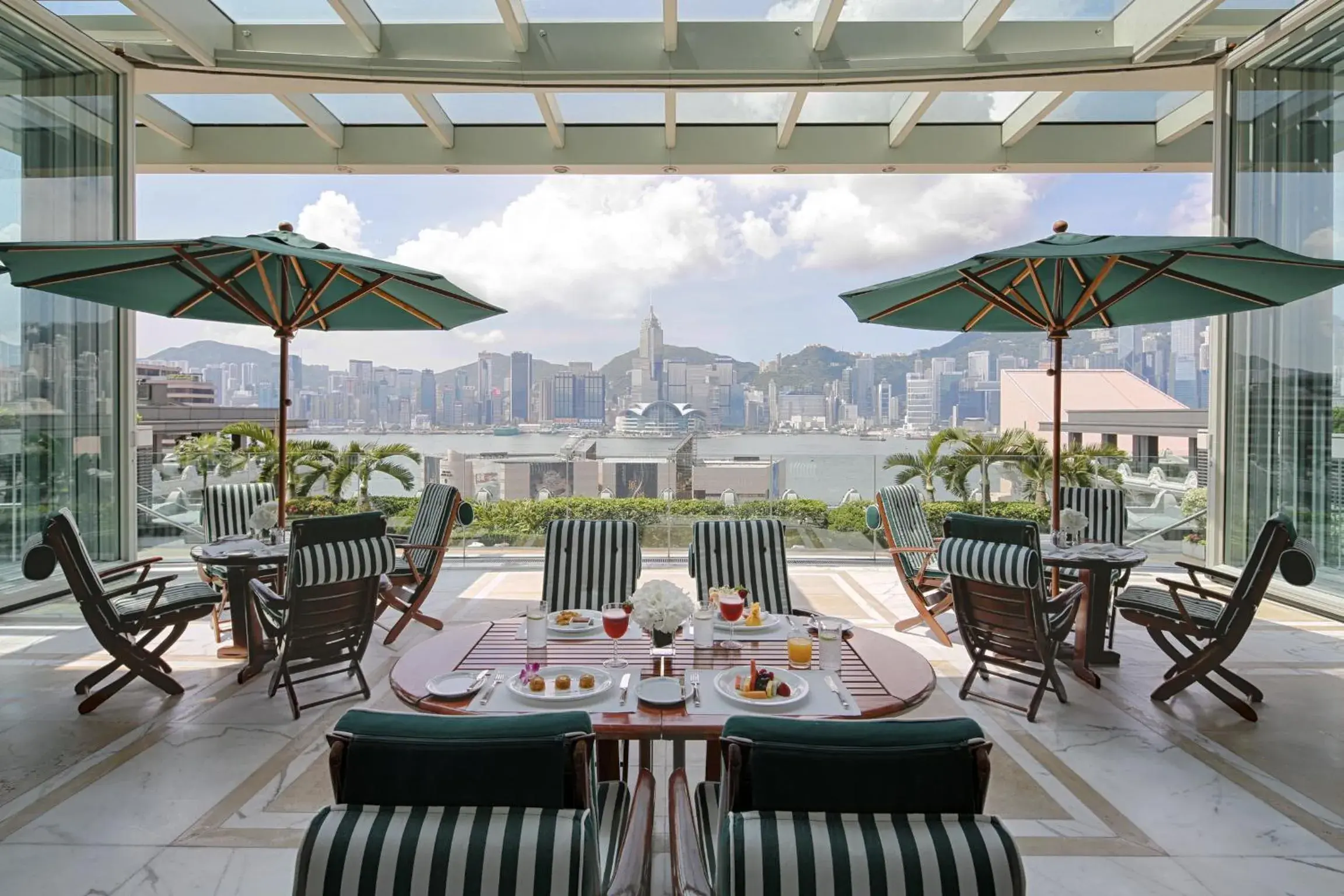 Restaurant/places to eat in The Peninsula Hong Kong Restaurant/places to eat in The Peninsula Hong Kong