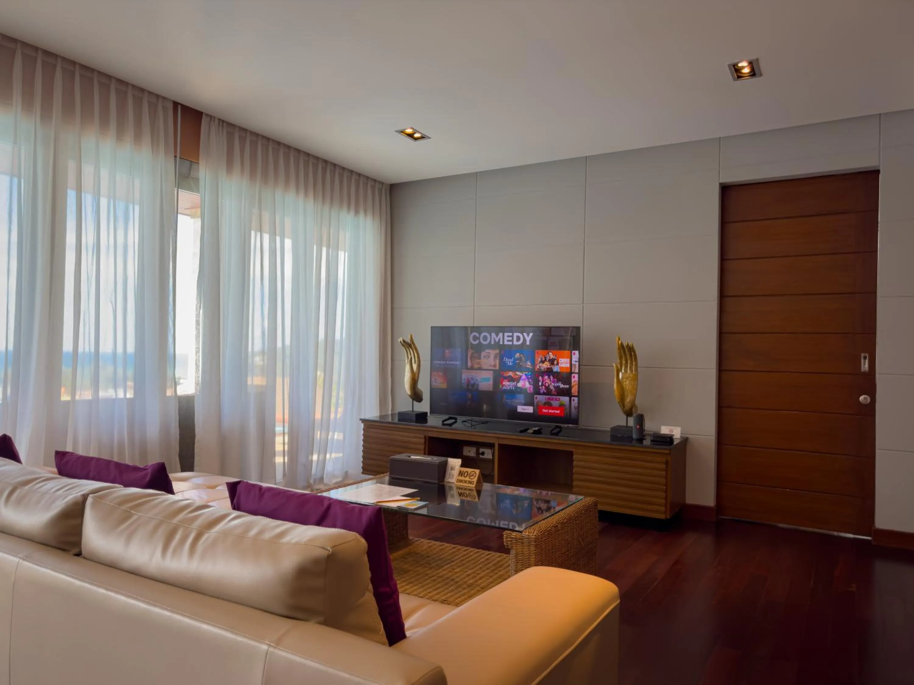 Living room in Villa Tantawan Resort - Private Pool Villas