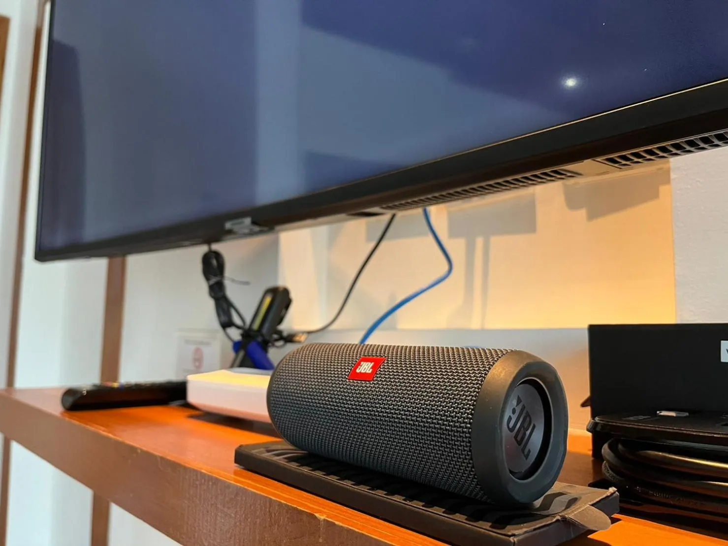 TV and multimedia in Villa Tantawan Resort - Private Pool Villas