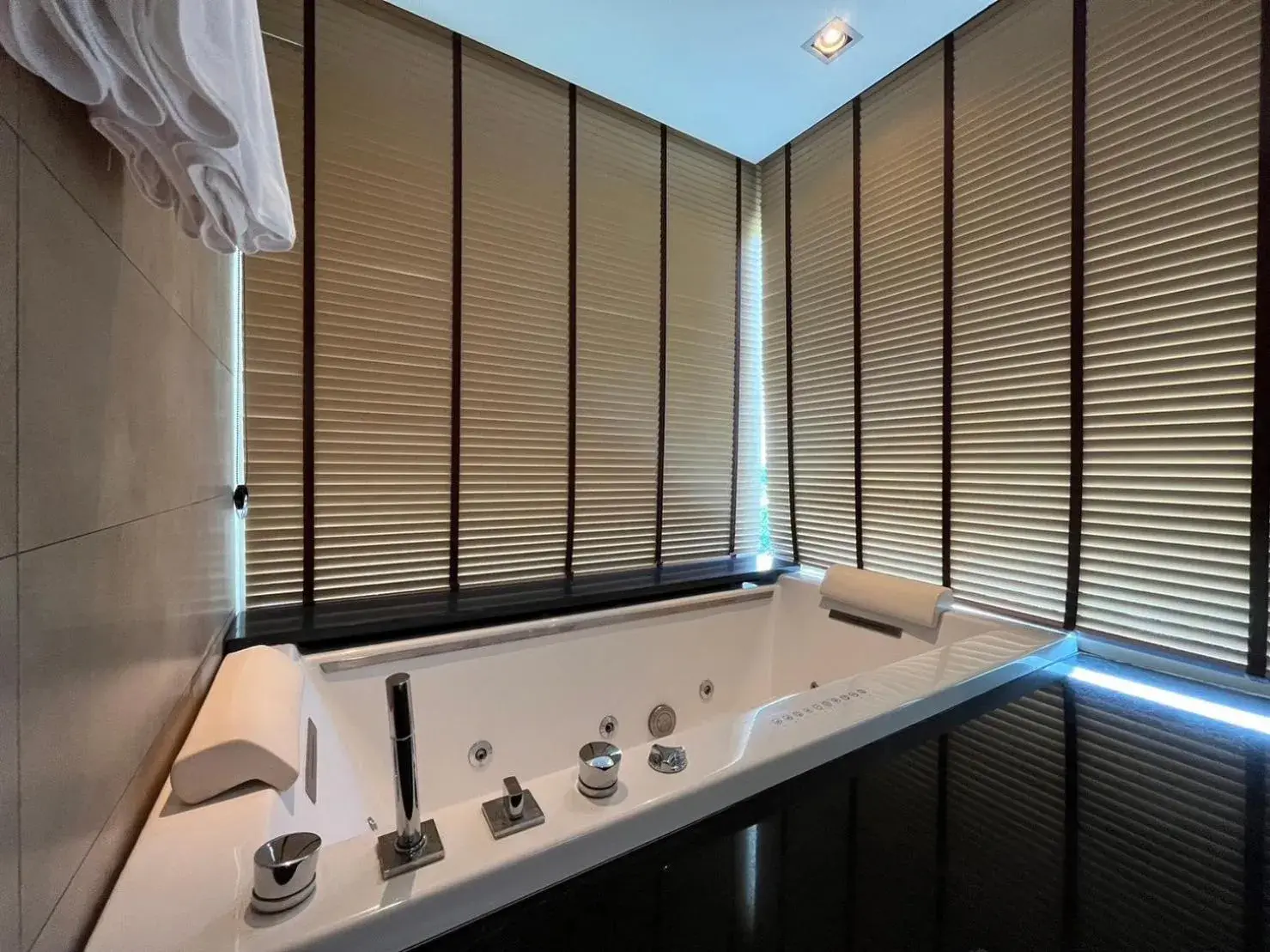 City view in Villa Tantawan Resort - Private Pool Villas City view in Villa Tantawan Resort - Private Pool Villas