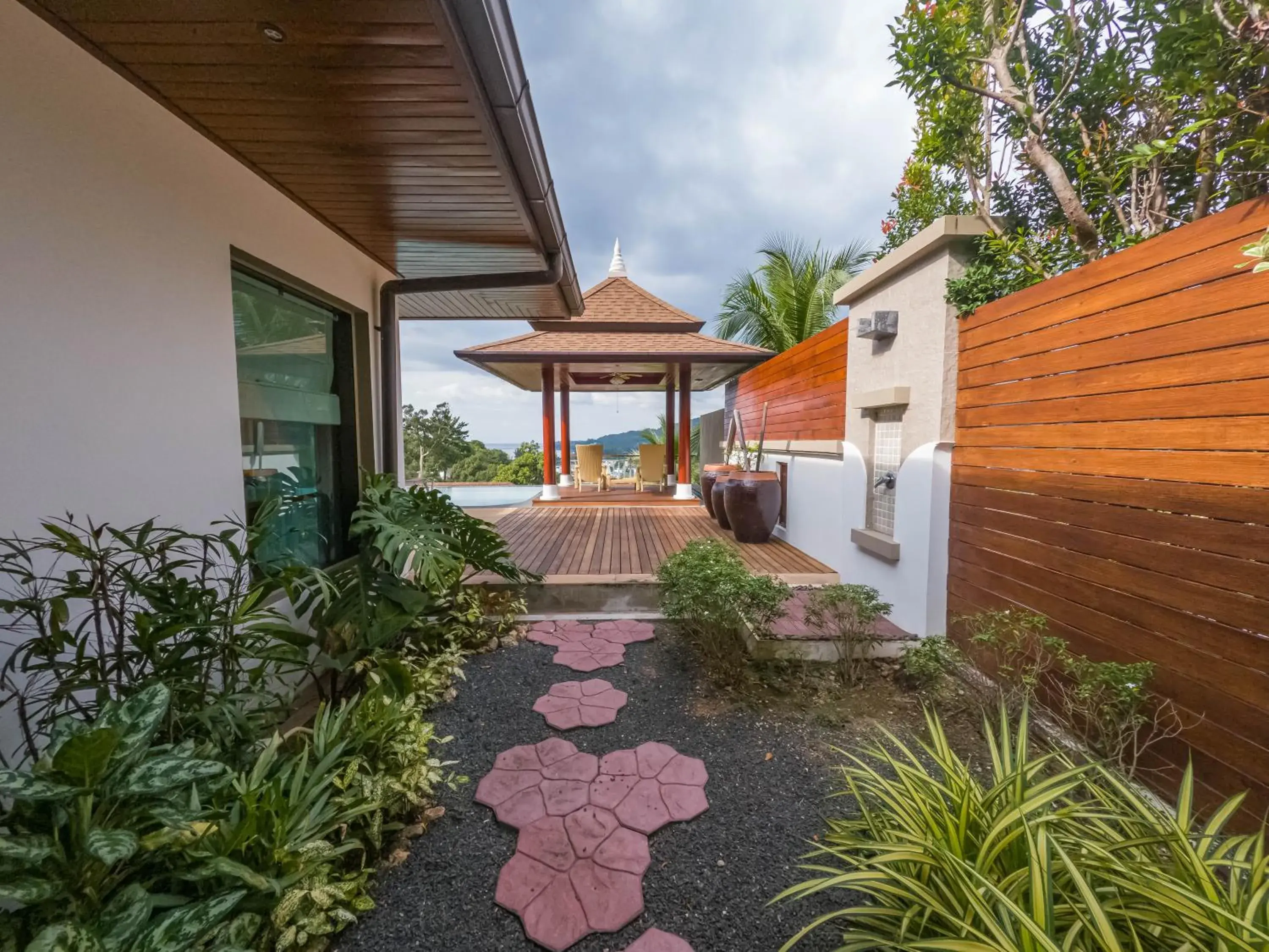Garden view in Villa Tantawan Resort - Private Pool Villas Garden view in Villa Tantawan Resort - Private Pool Villas
