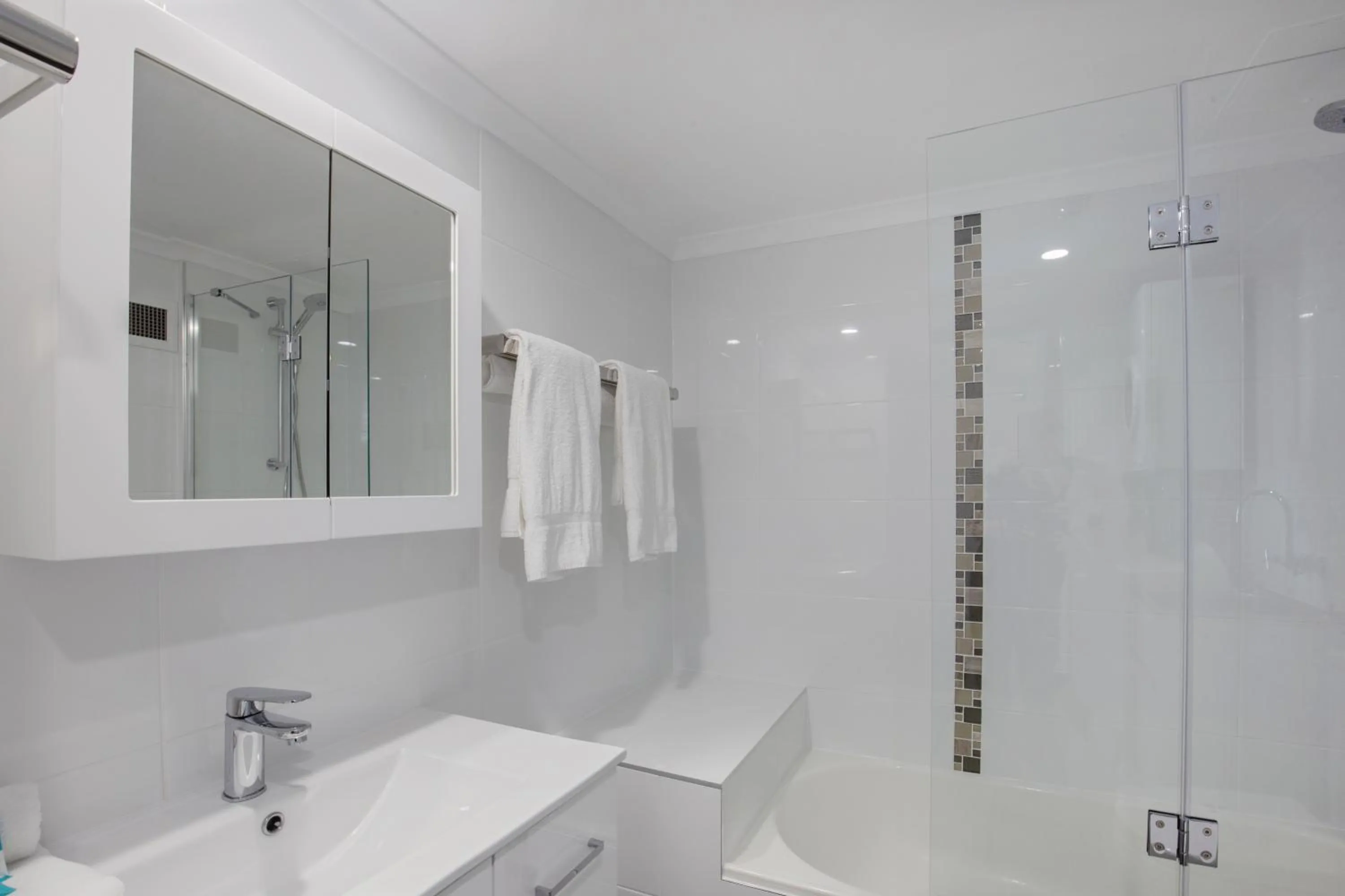 Bathroom in Pelican Sands Beach Resort