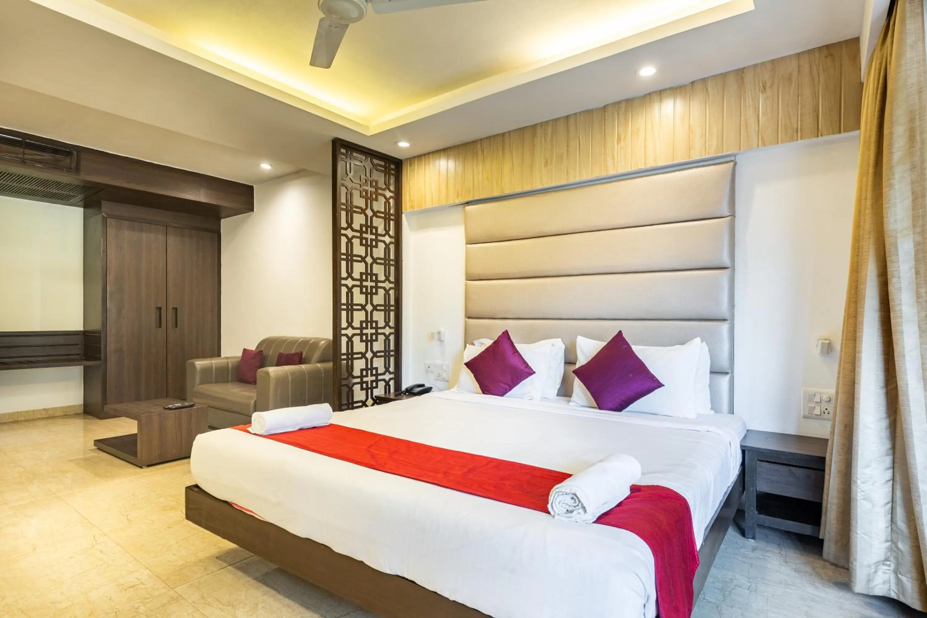 Bedroom, Bed in CALUX Joia Do Mar Resort - Calangute