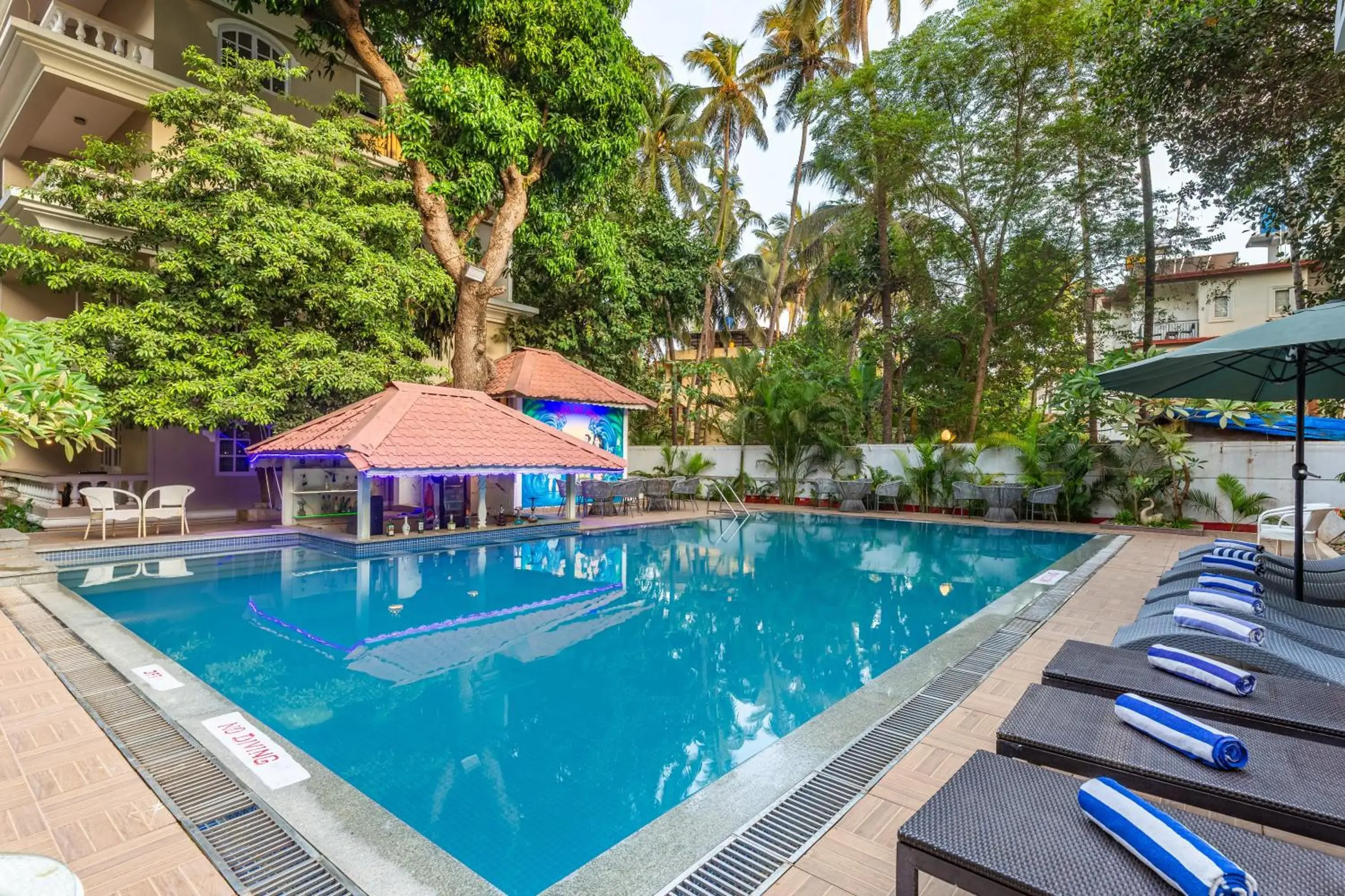 Swimming pool in CALUX Joia Do Mar Resort - Calangute Swimming pool in CALUX Joia Do Mar Resort - Calangute