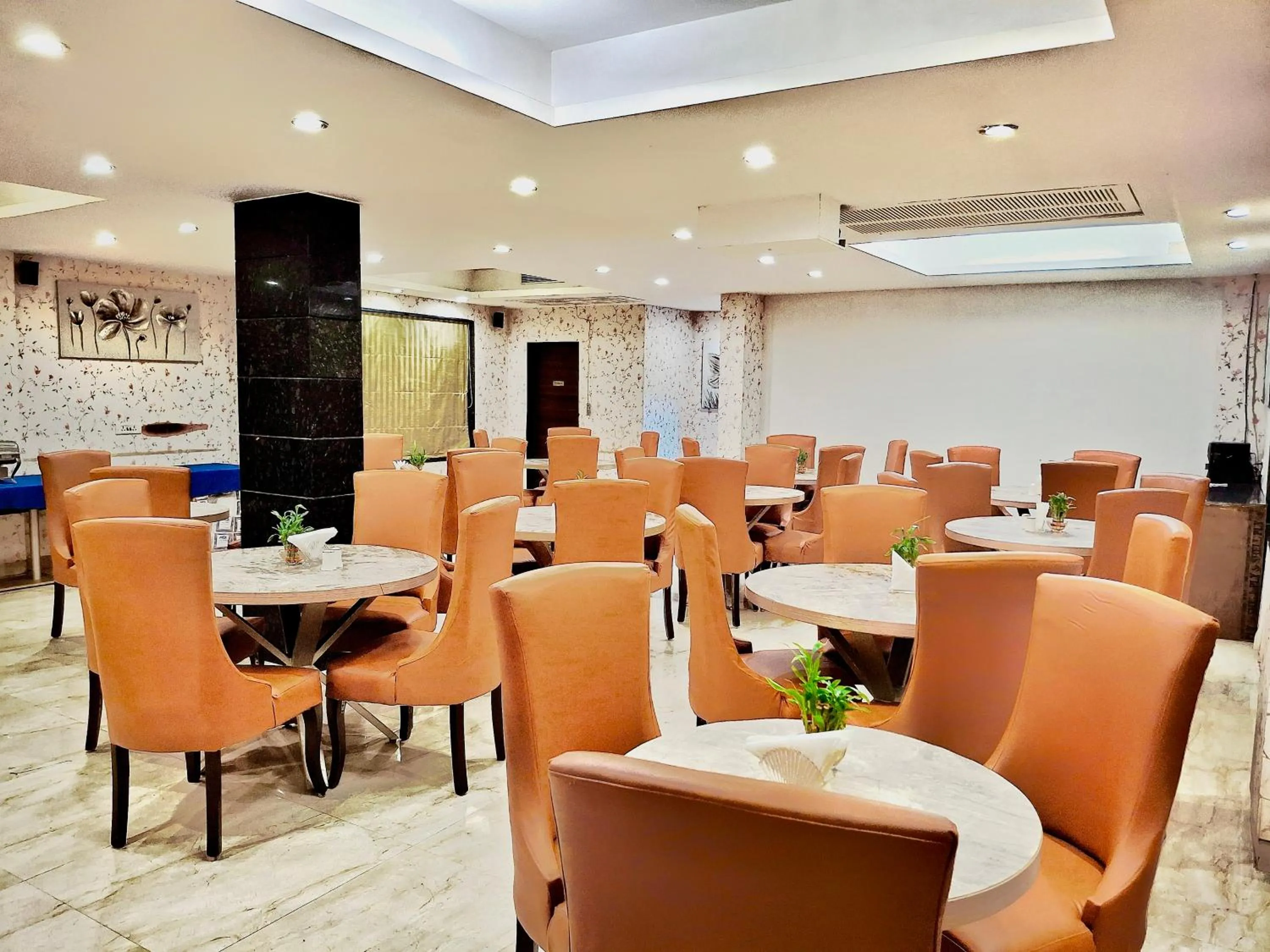 Restaurant/places to eat in CALUX Joia Do Mar Resort - Calangute