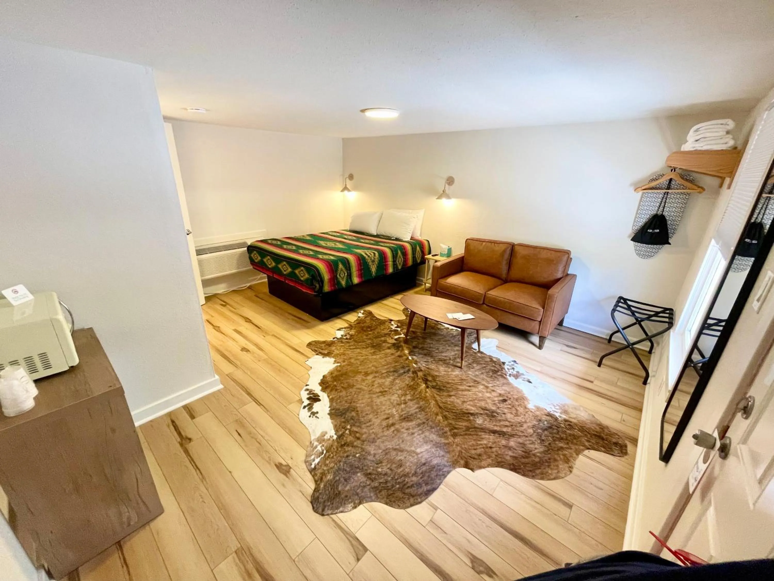 Bed in Frederick Motel