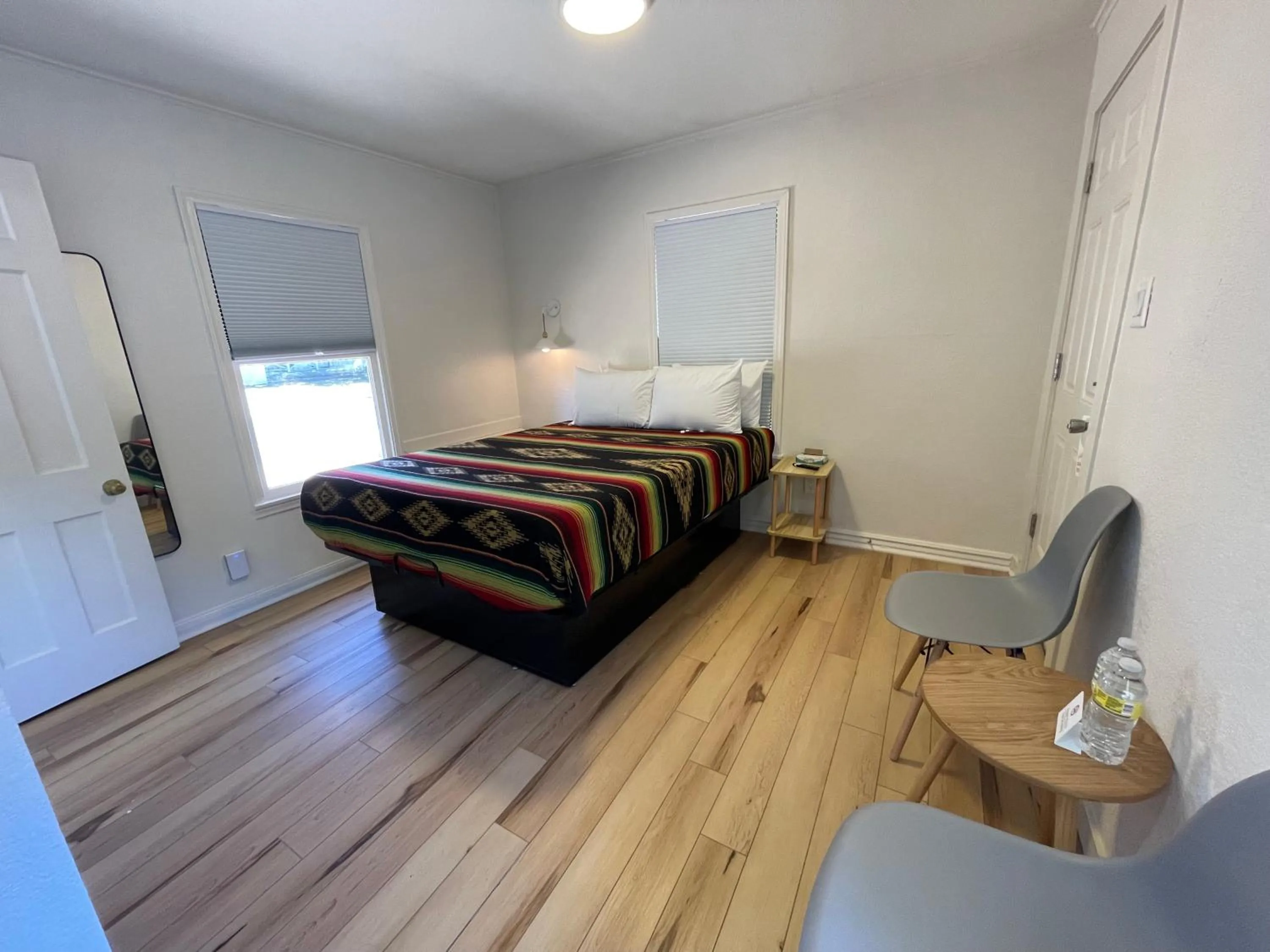 Bed in Frederick Motel