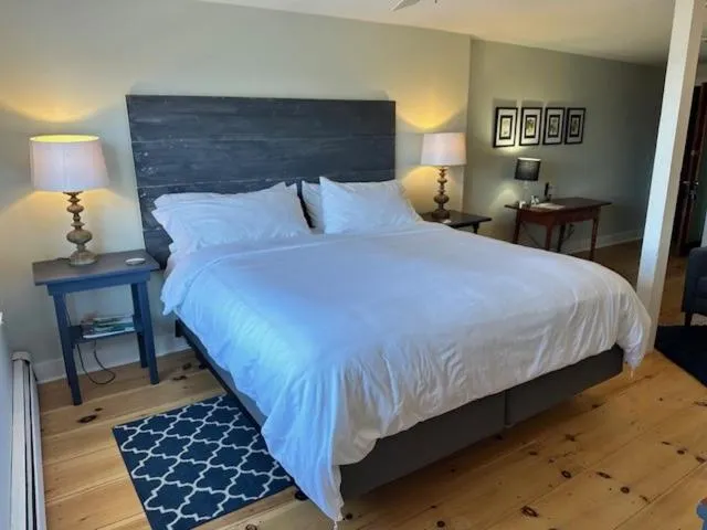 Bed in The Bradley Inn
