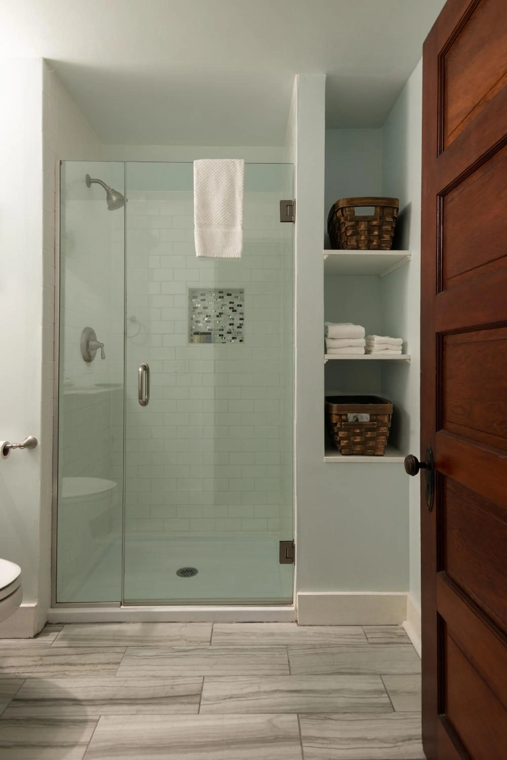 Shower in The Bradley Inn