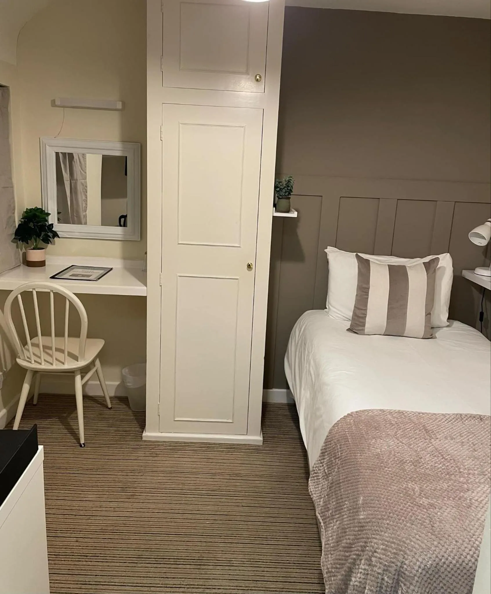 Bedroom, Bed in The Barn Guest House and Tearoom