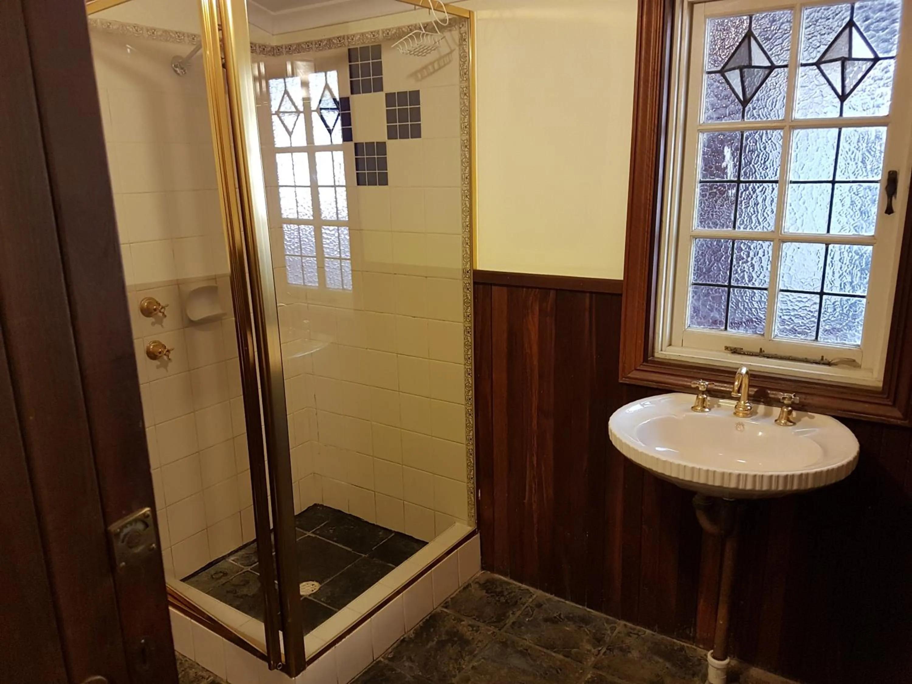 Bathroom in Bridgefield Guest House
