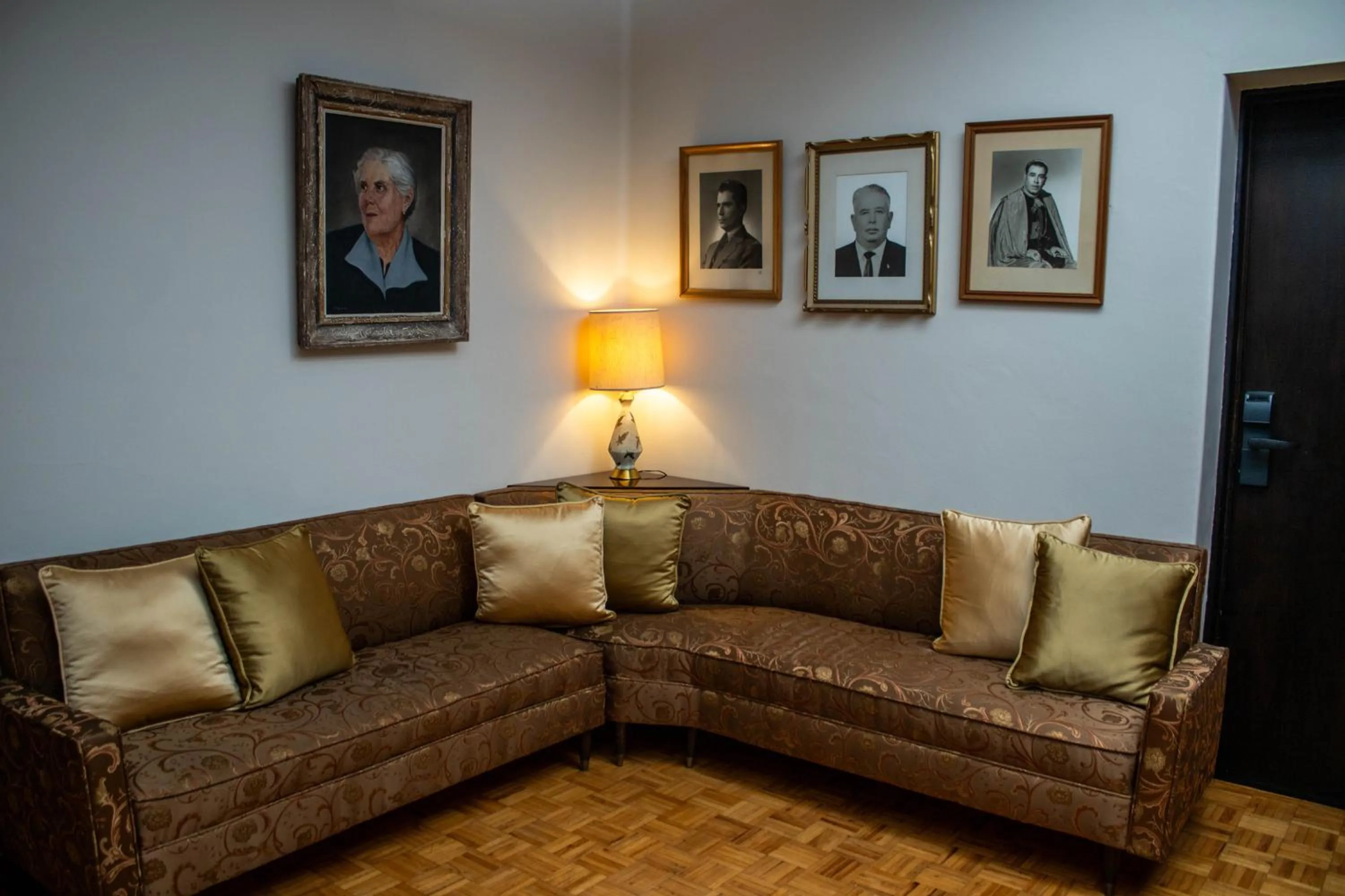 Mansion de los Abuelos