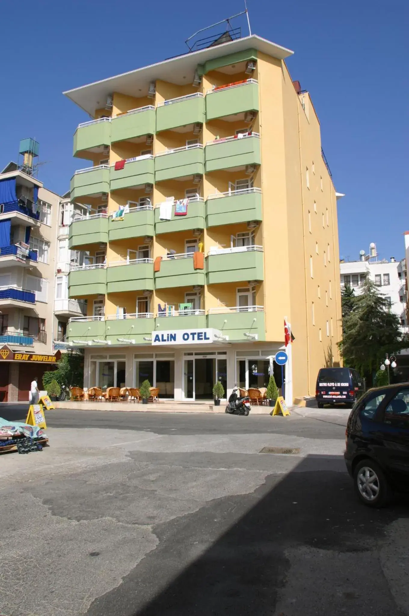 Facade/entrance, Property Building in Alin Hotel