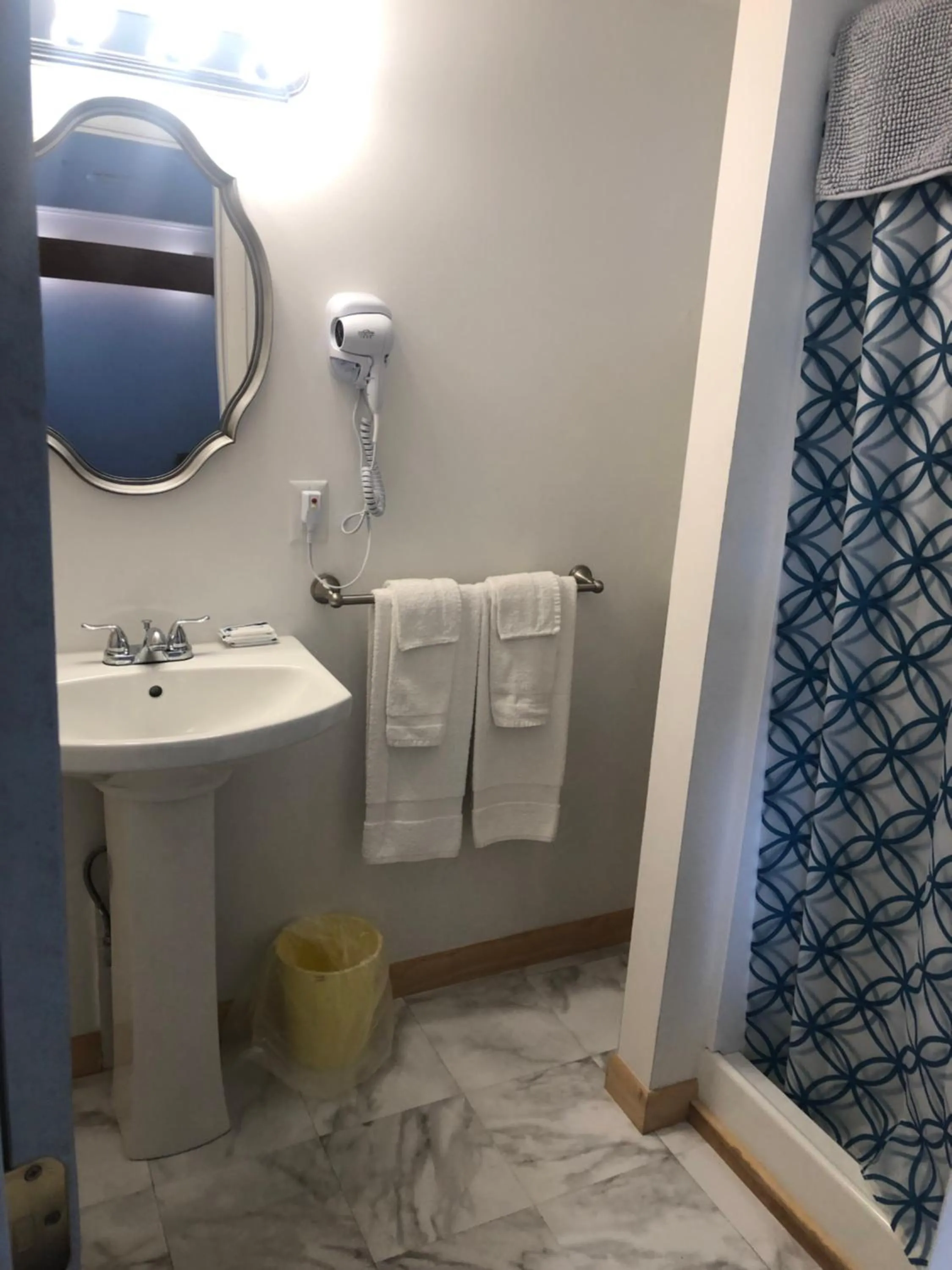Executive Motel