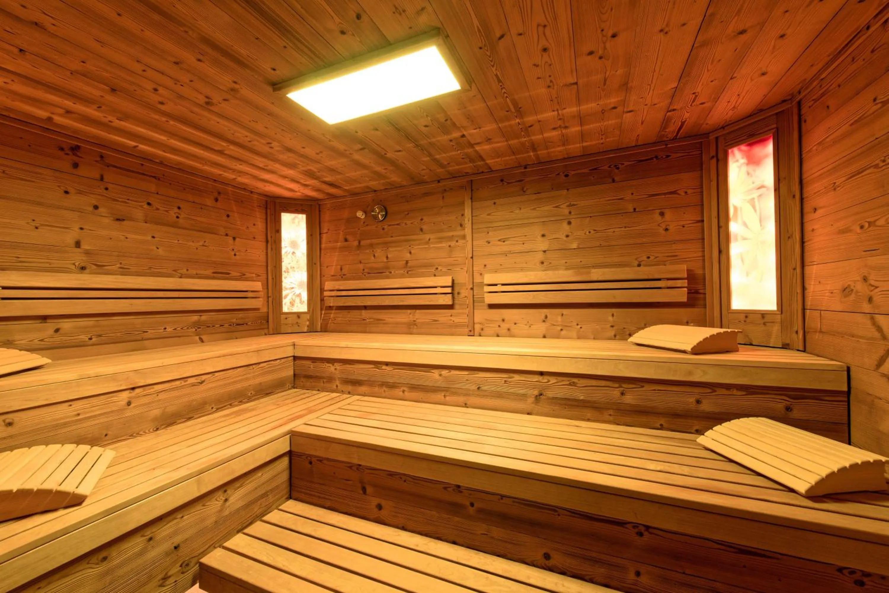 Sauna in Hotel am Wiesenhang - Garni