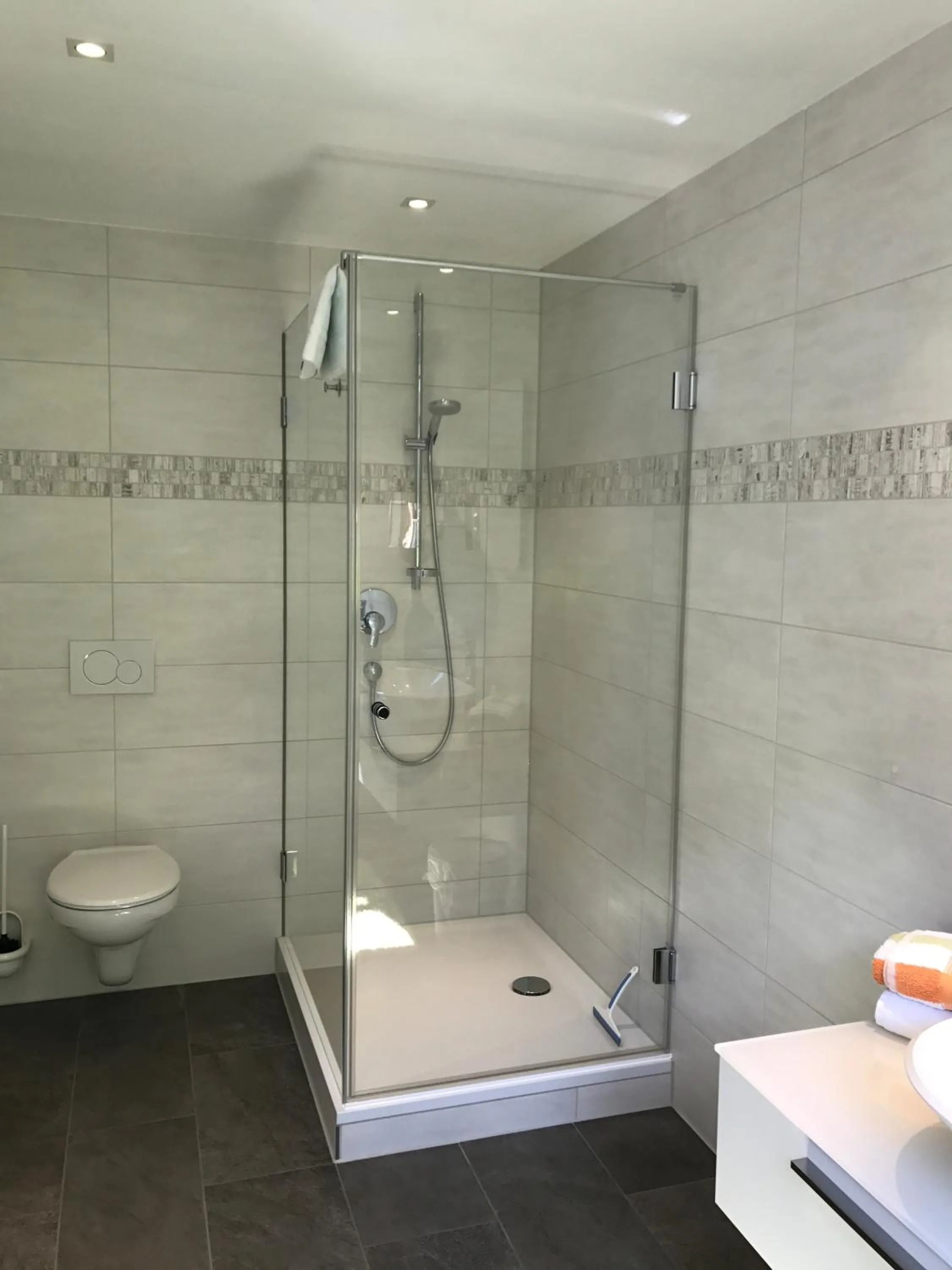 Shower in Hotel am Wiesenhang - Garni