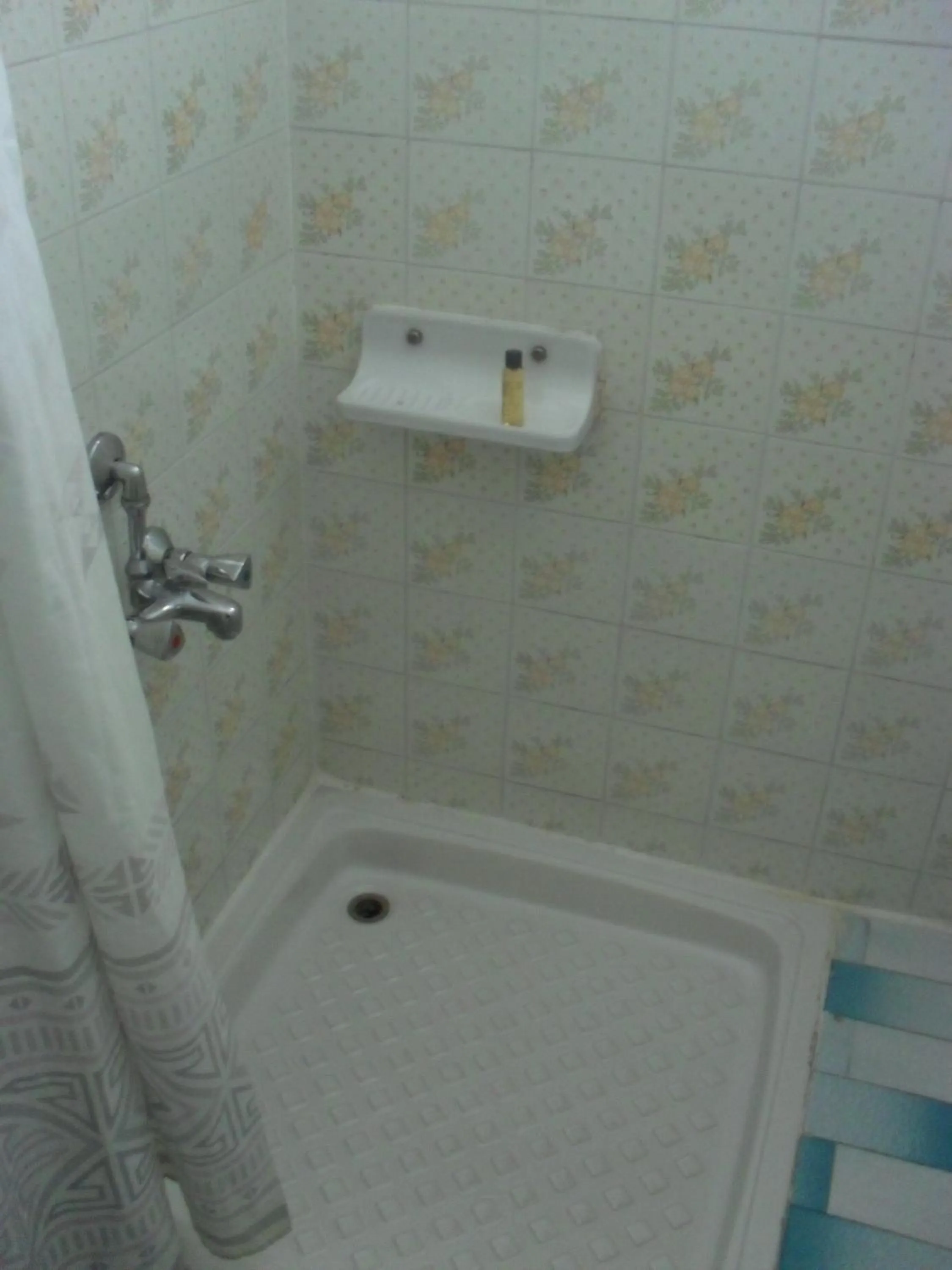 Shower in Hotel Yildirimoglu