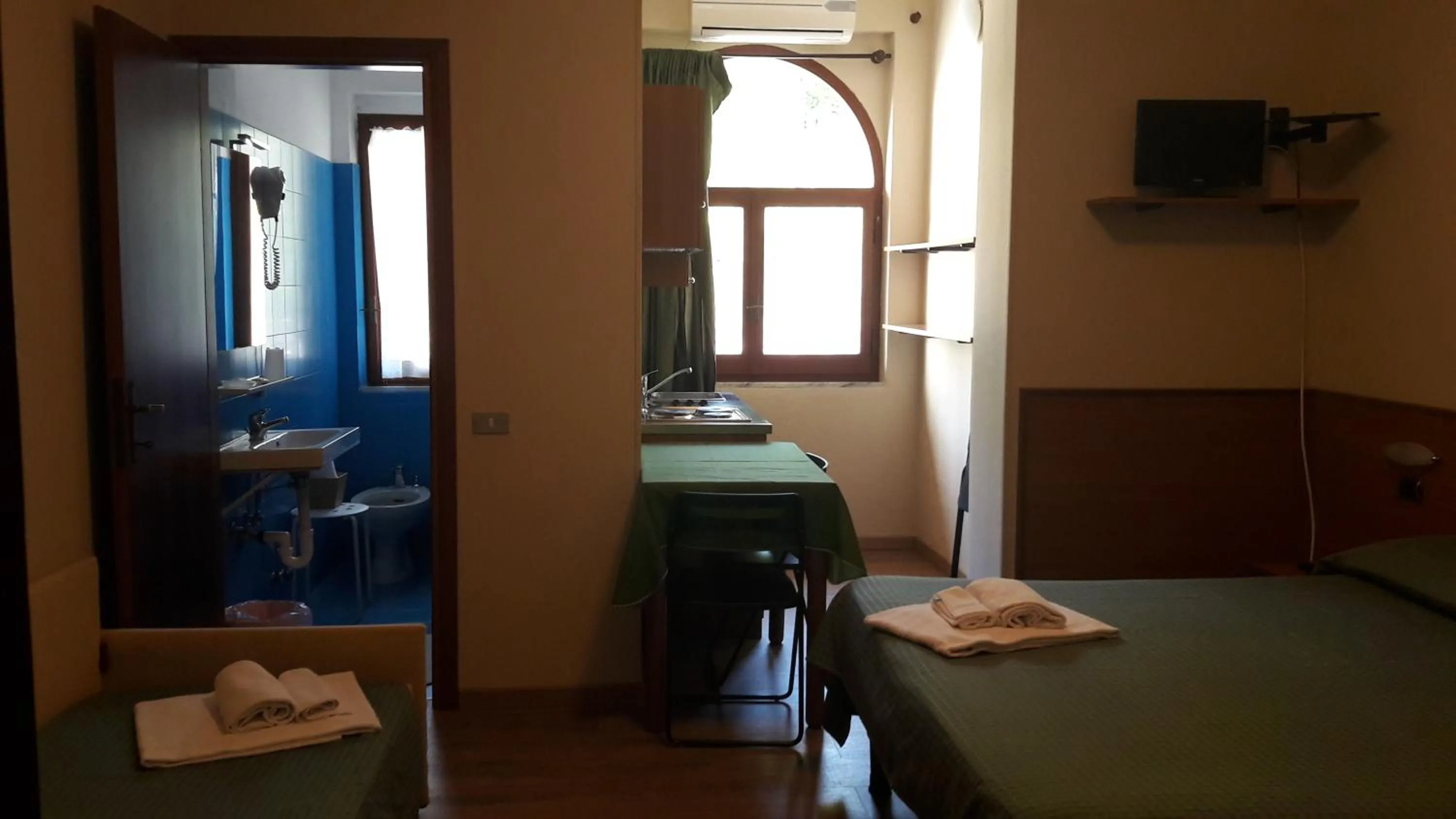 Photo of the whole room, Bed in Hotel Residence Moneglia