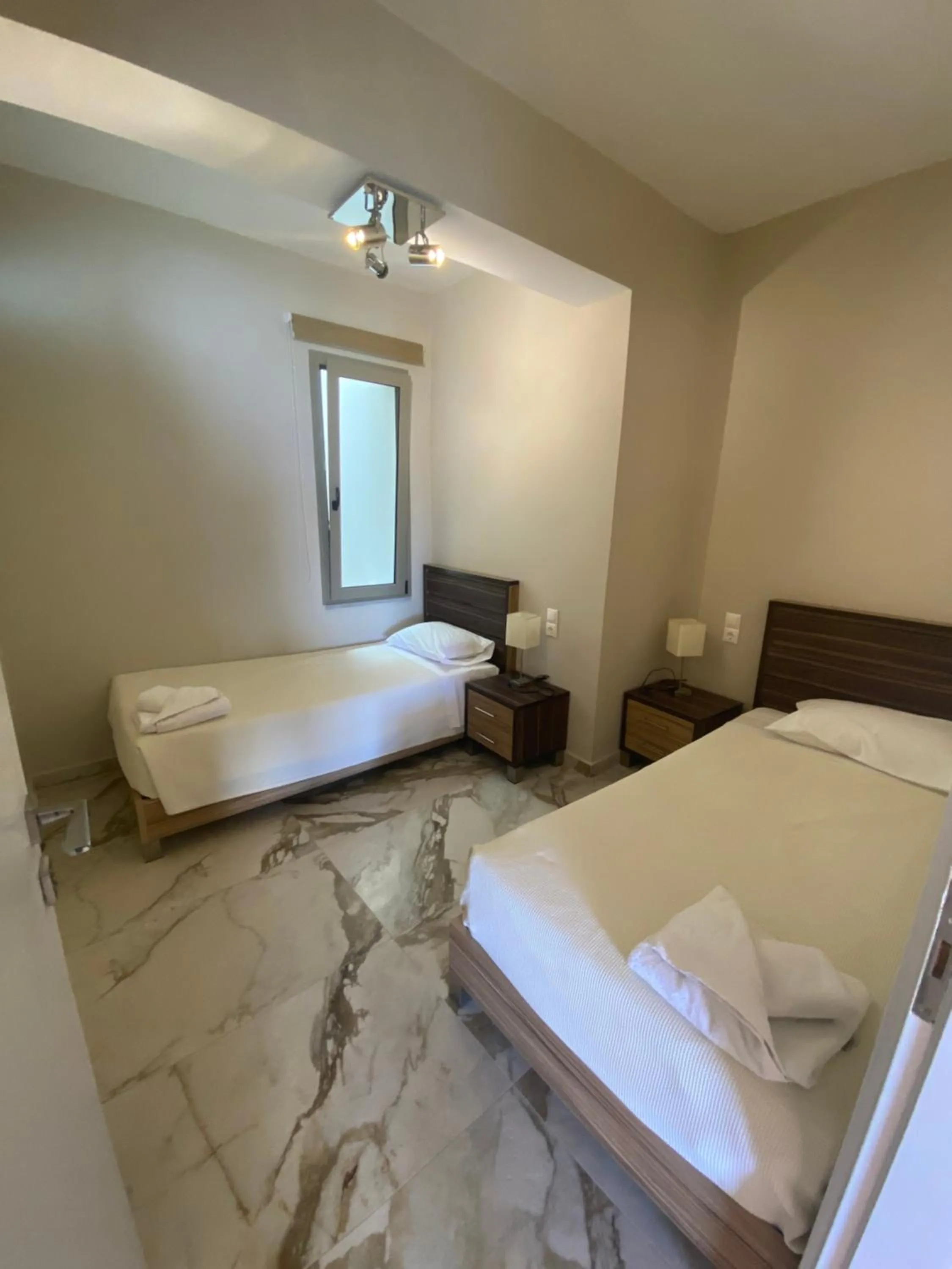 Bed in Lenikos Resort