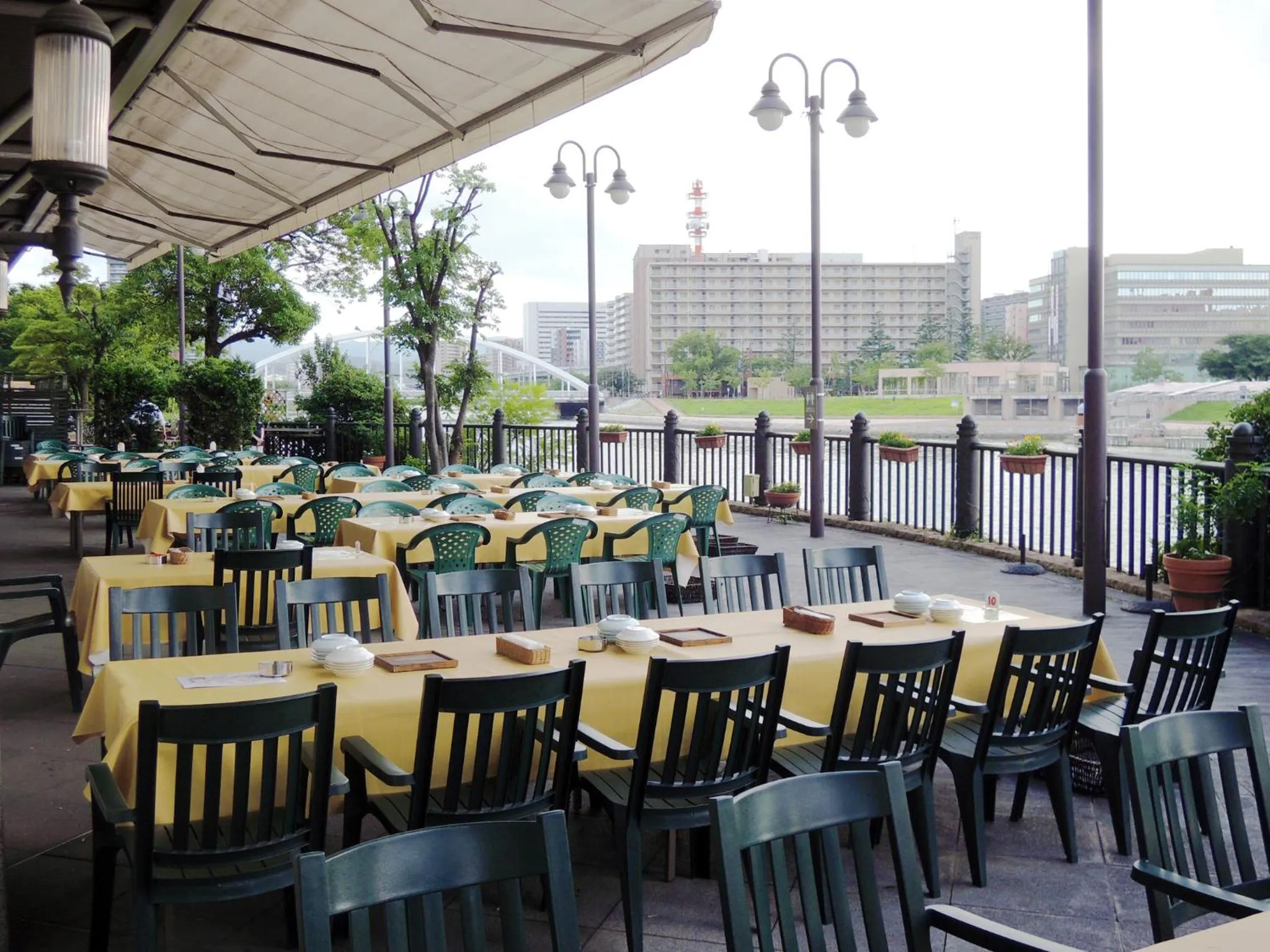 Restaurant/places to eat in Hotel Crown Palais Kokura