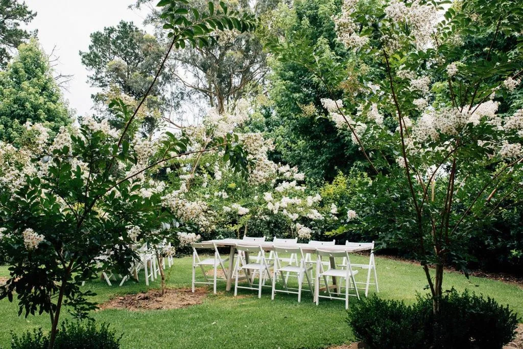 Chanticleer Gardens Barn cottage with a Pool