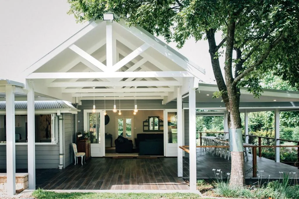Property building in Chanticleer Gardens Barn cottage with a Pool