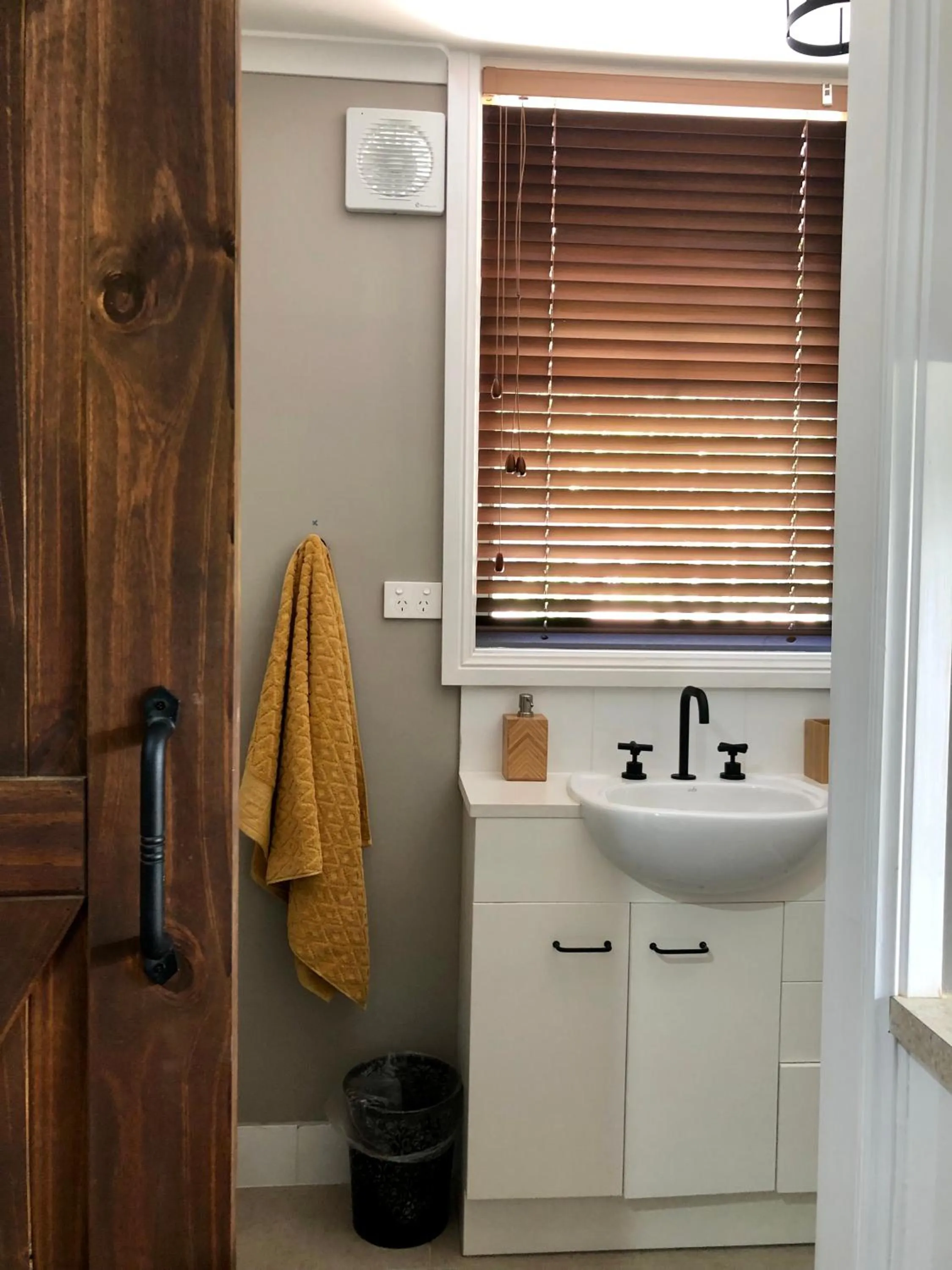 Bathroom in Chanticleer Gardens Barn cottage with a Pool