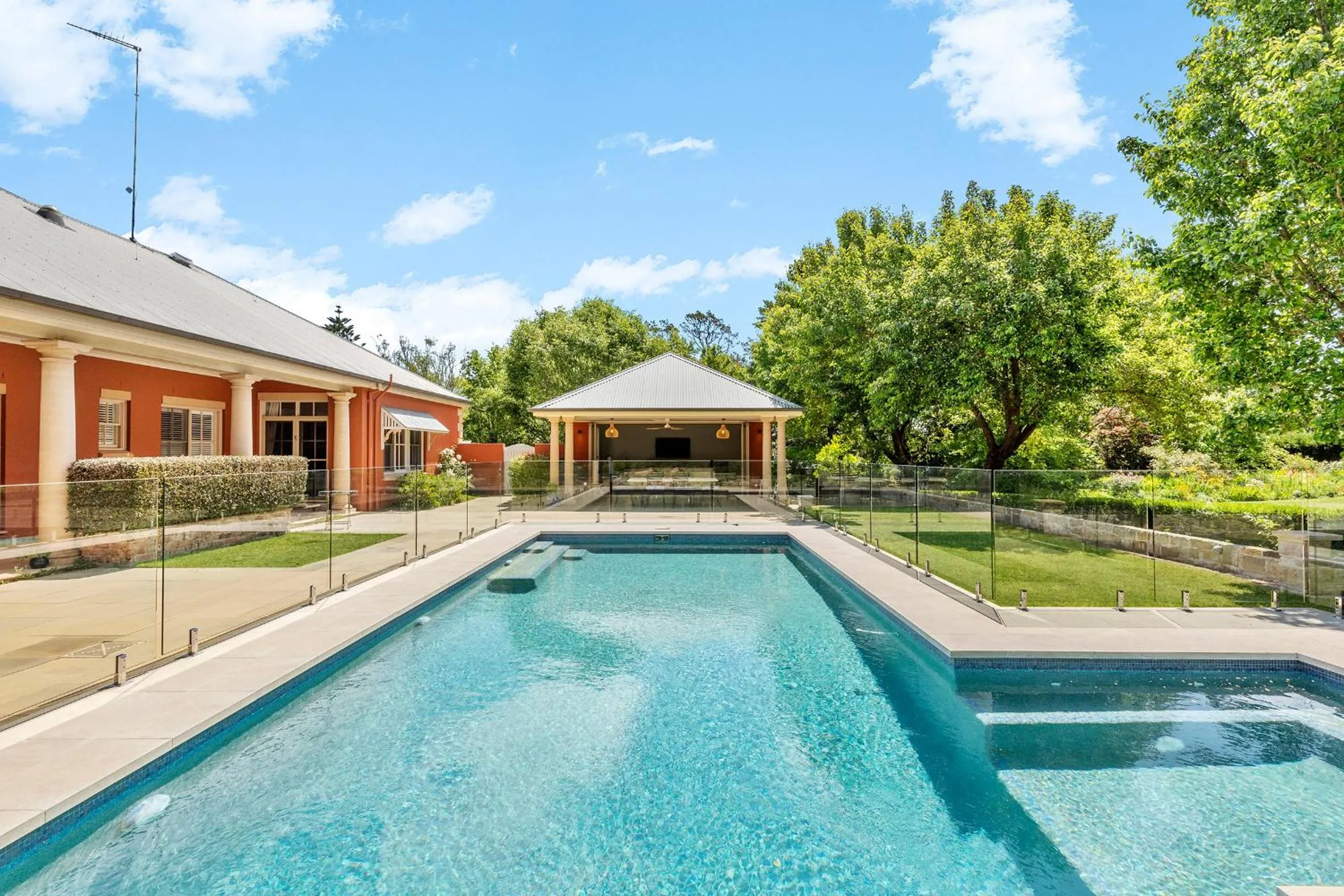 Swimming pool in Chanticleer Gardens Barn cottage with a Pool