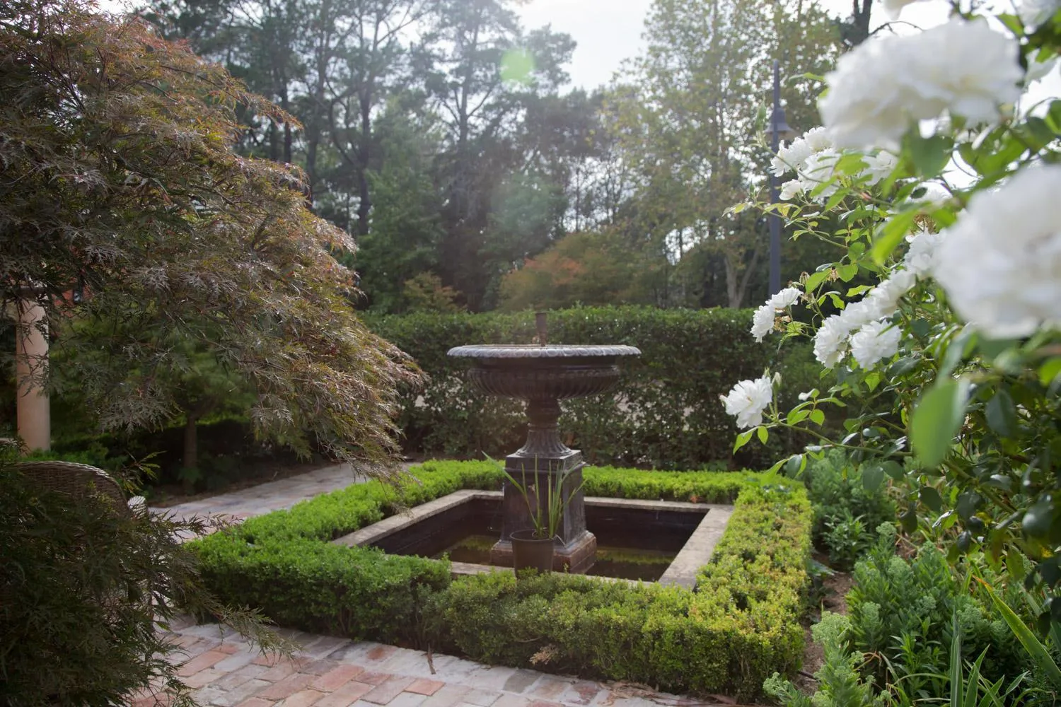 Spring in Chanticleer Gardens Barn cottage with a Pool
