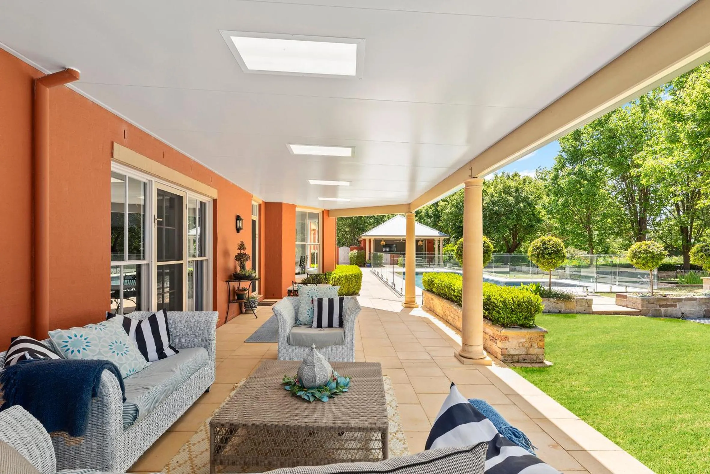 Property building in Chanticleer Gardens Barn cottage with a Pool