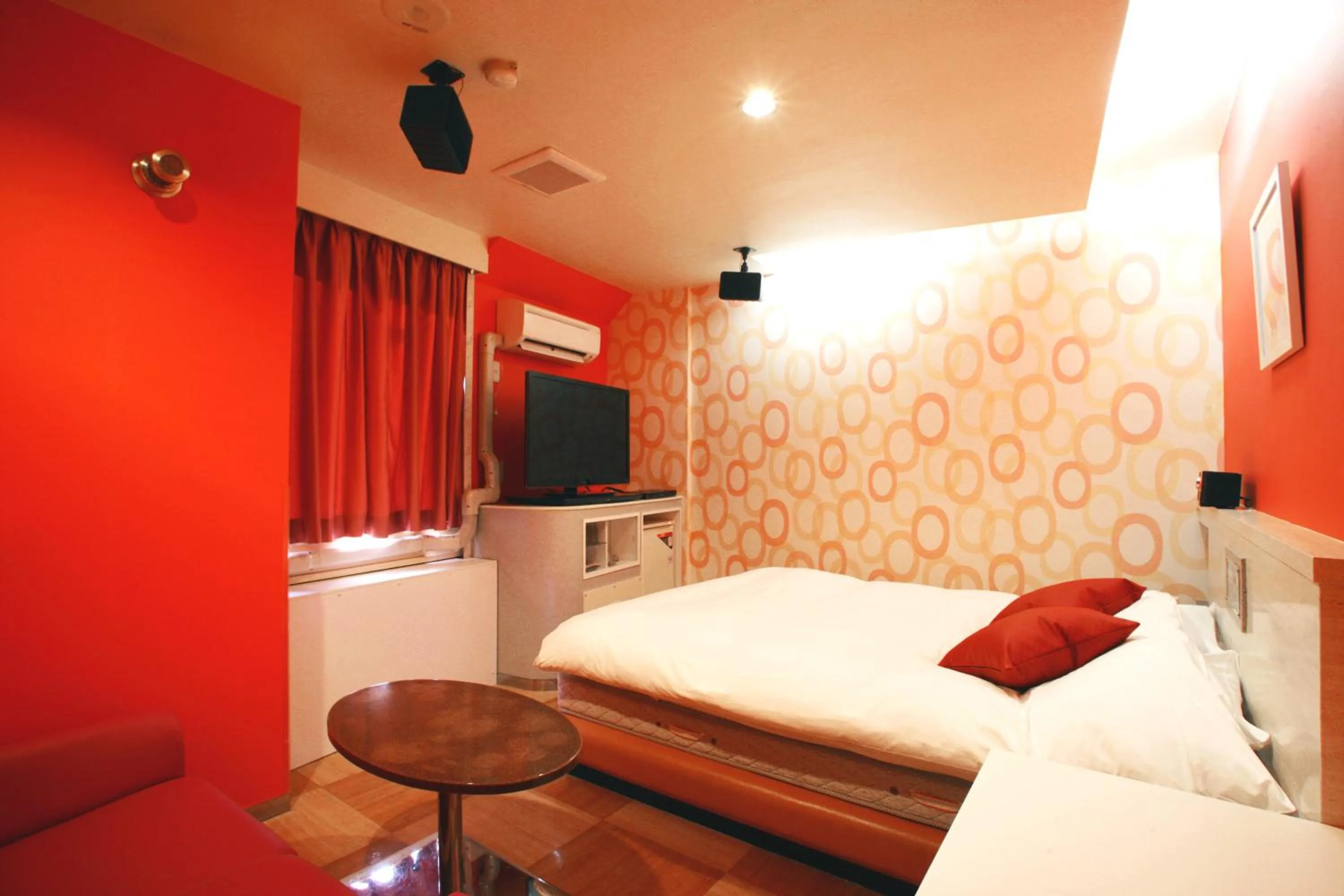 Photo of the whole room, Bed in Hotel AQUA Blue Yokosuka (Adult Only)