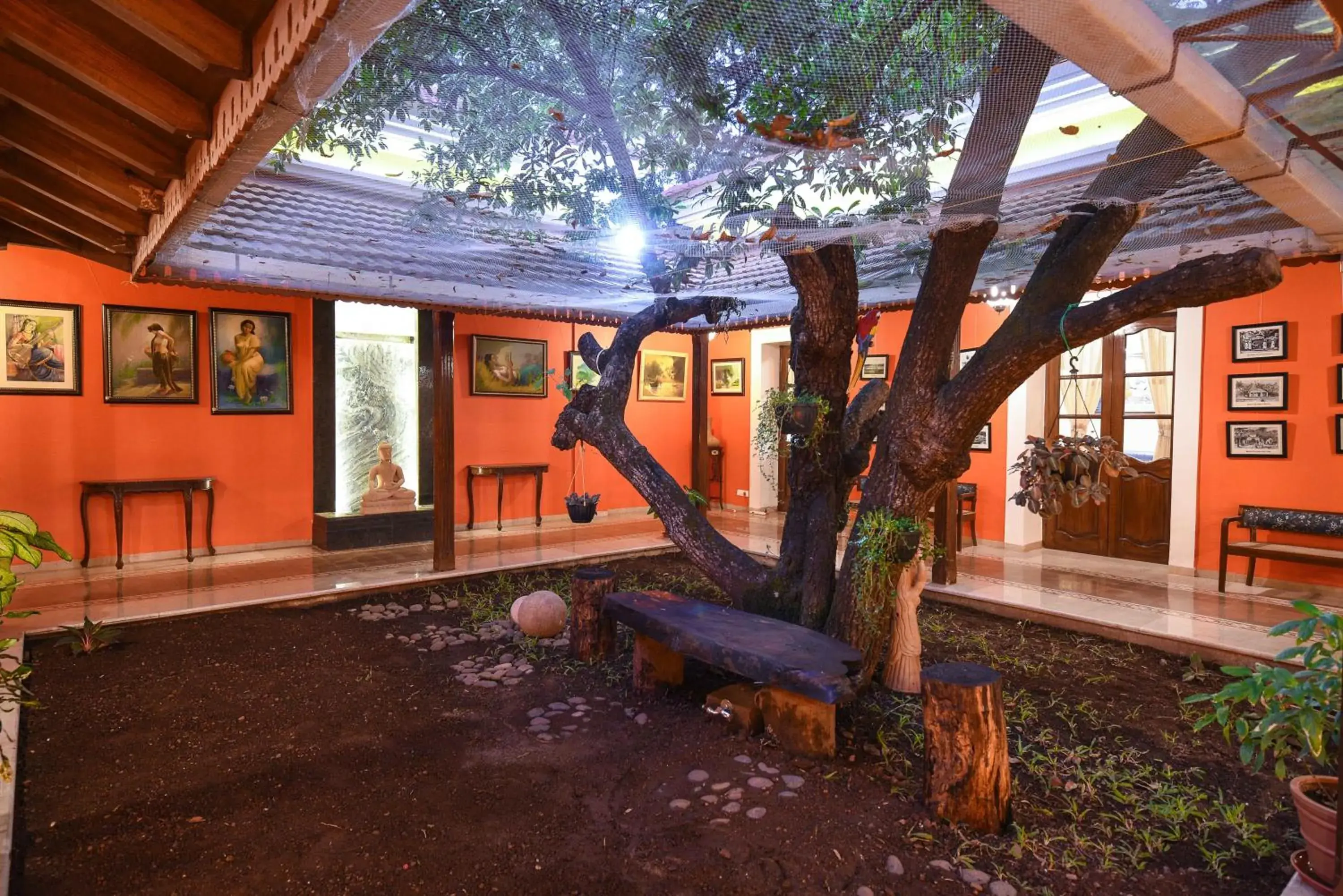 Inner courtyard view in Surya Kiran Heritage Hotel Inner courtyard view in Surya Kiran Heritage Hotel