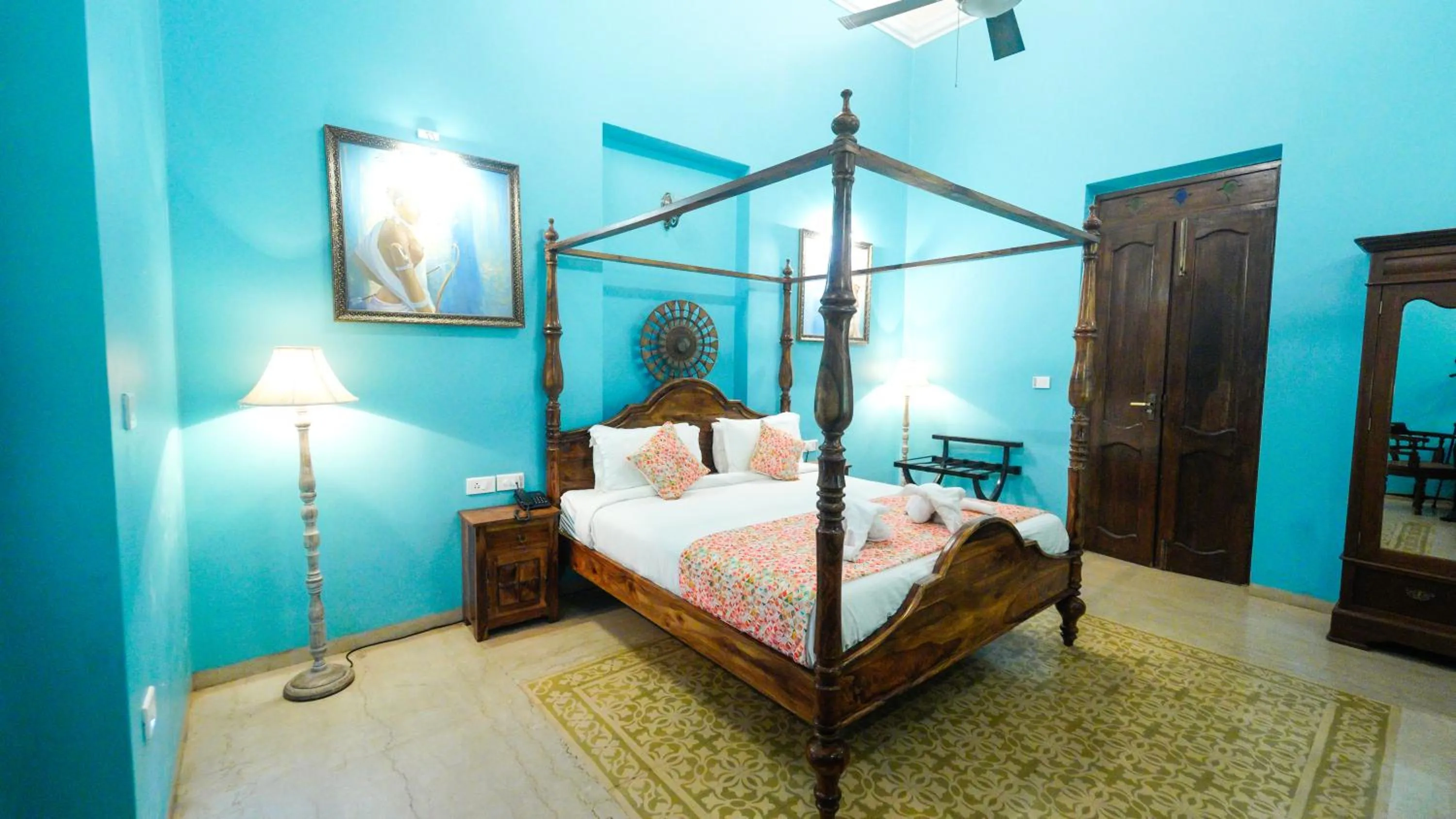 Bed in Surya Kiran Heritage Hotel