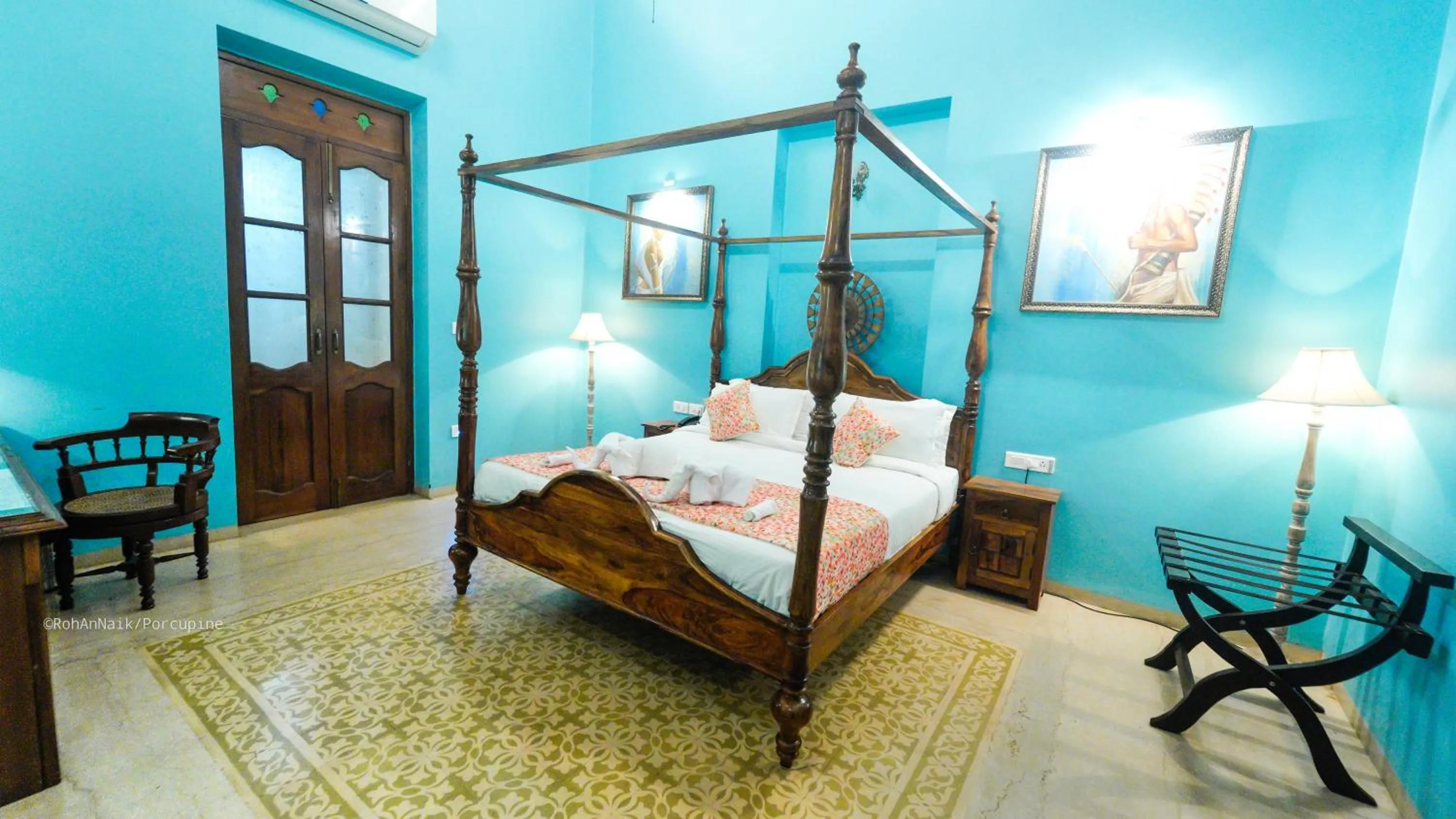 Bed in Surya Kiran Heritage Hotel