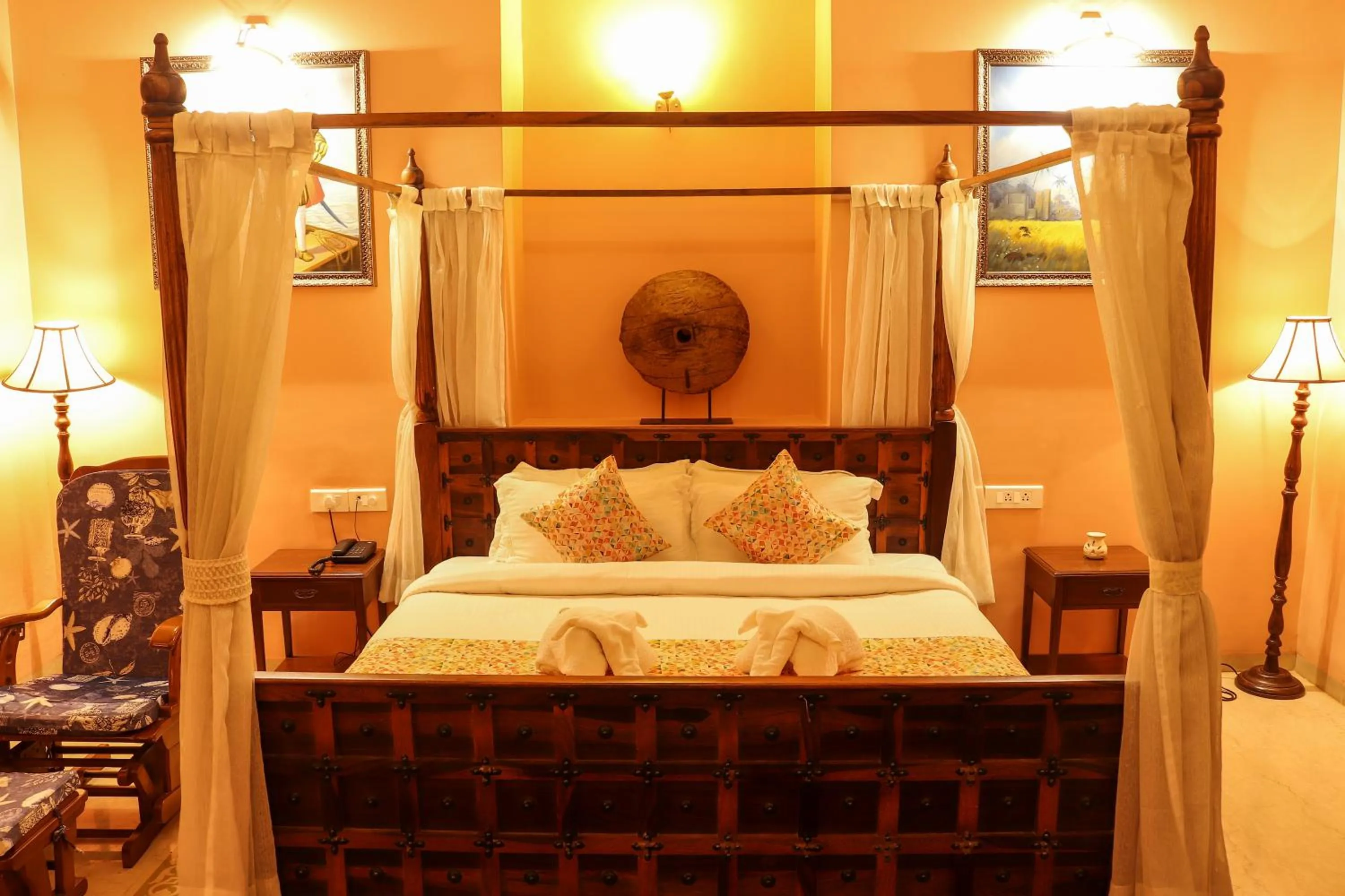 Bed in Surya Kiran Heritage Hotel