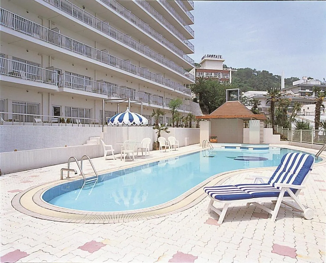 Swimming pool in Mikawawan Resort Linx