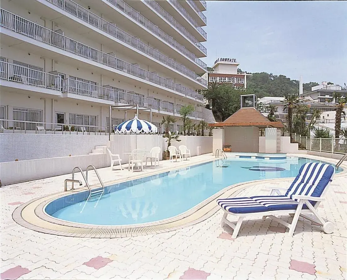 Swimming pool in Mikawawan Resort Linx Swimming pool in Mikawawan Resort Linx