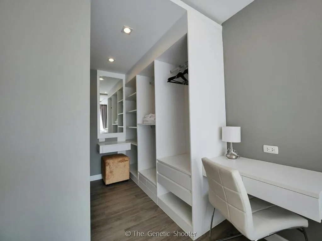 Wisdom Hotel & Residence