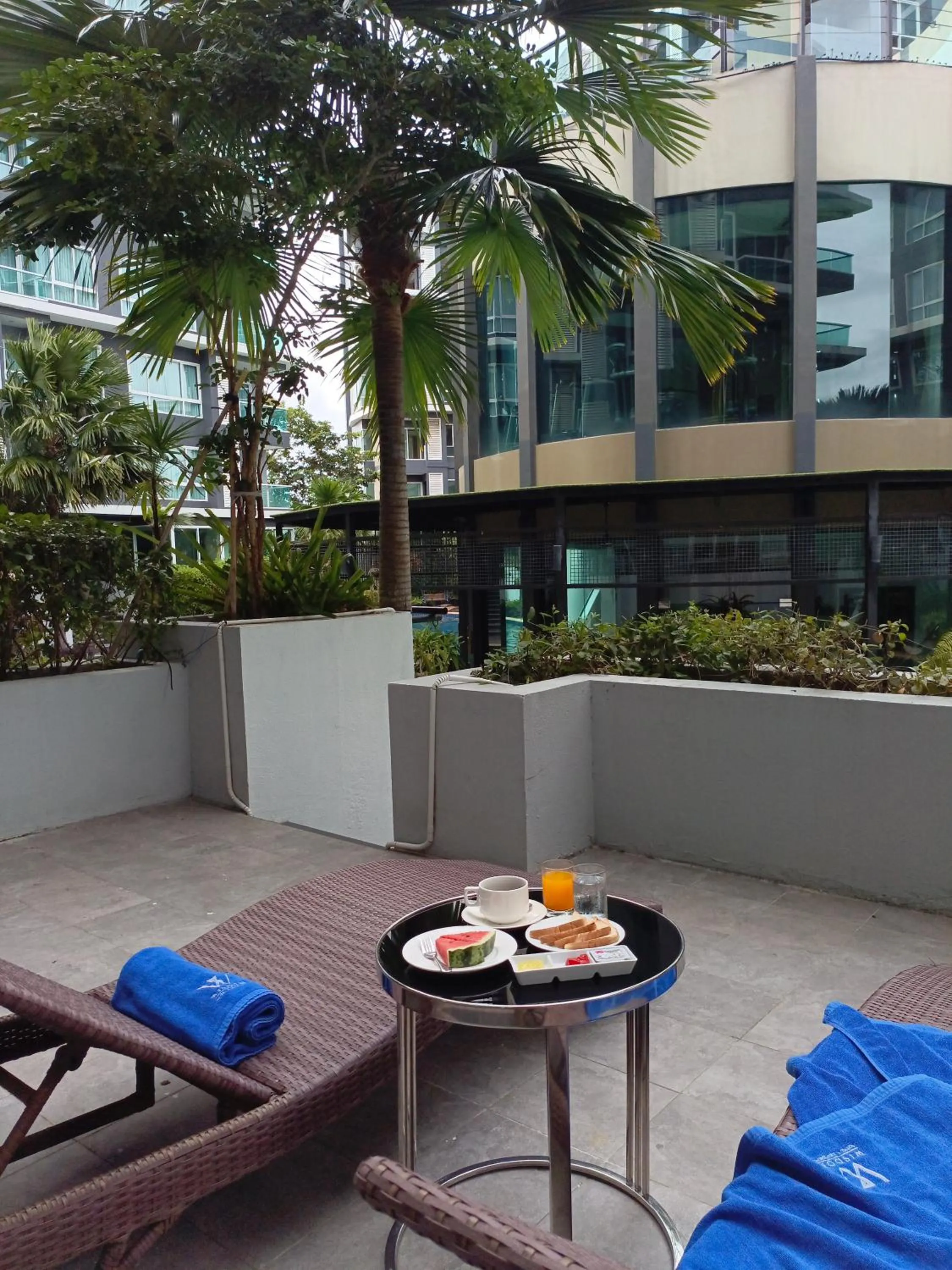 Wisdom Hotel & Residence