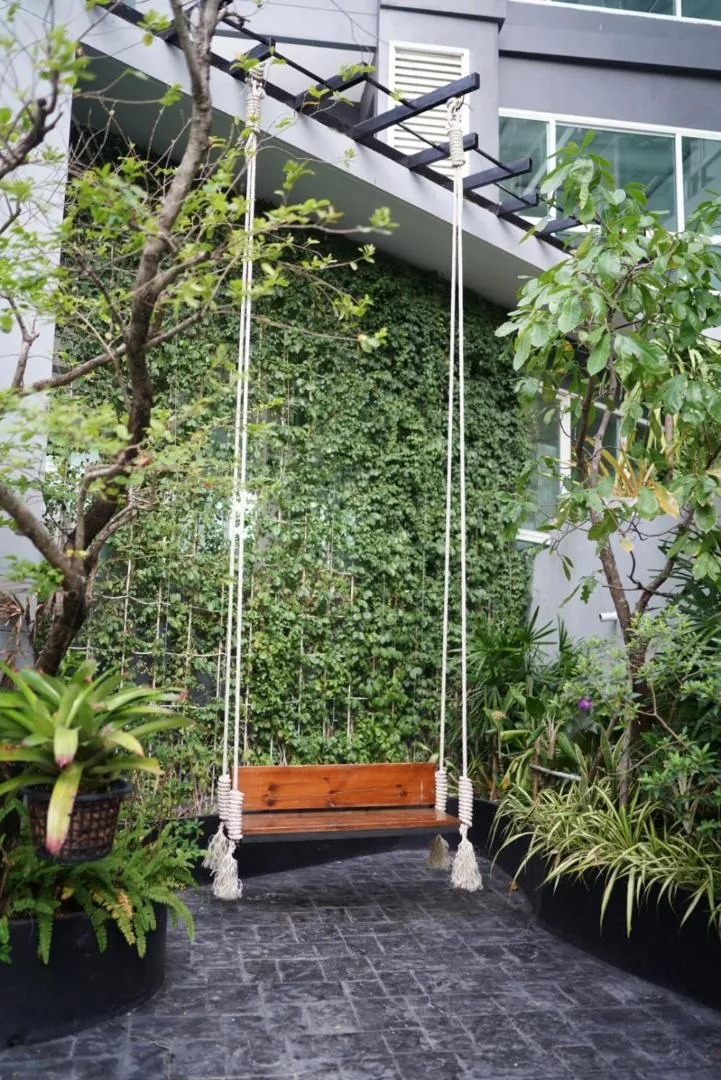 Wisdom Hotel & Residence