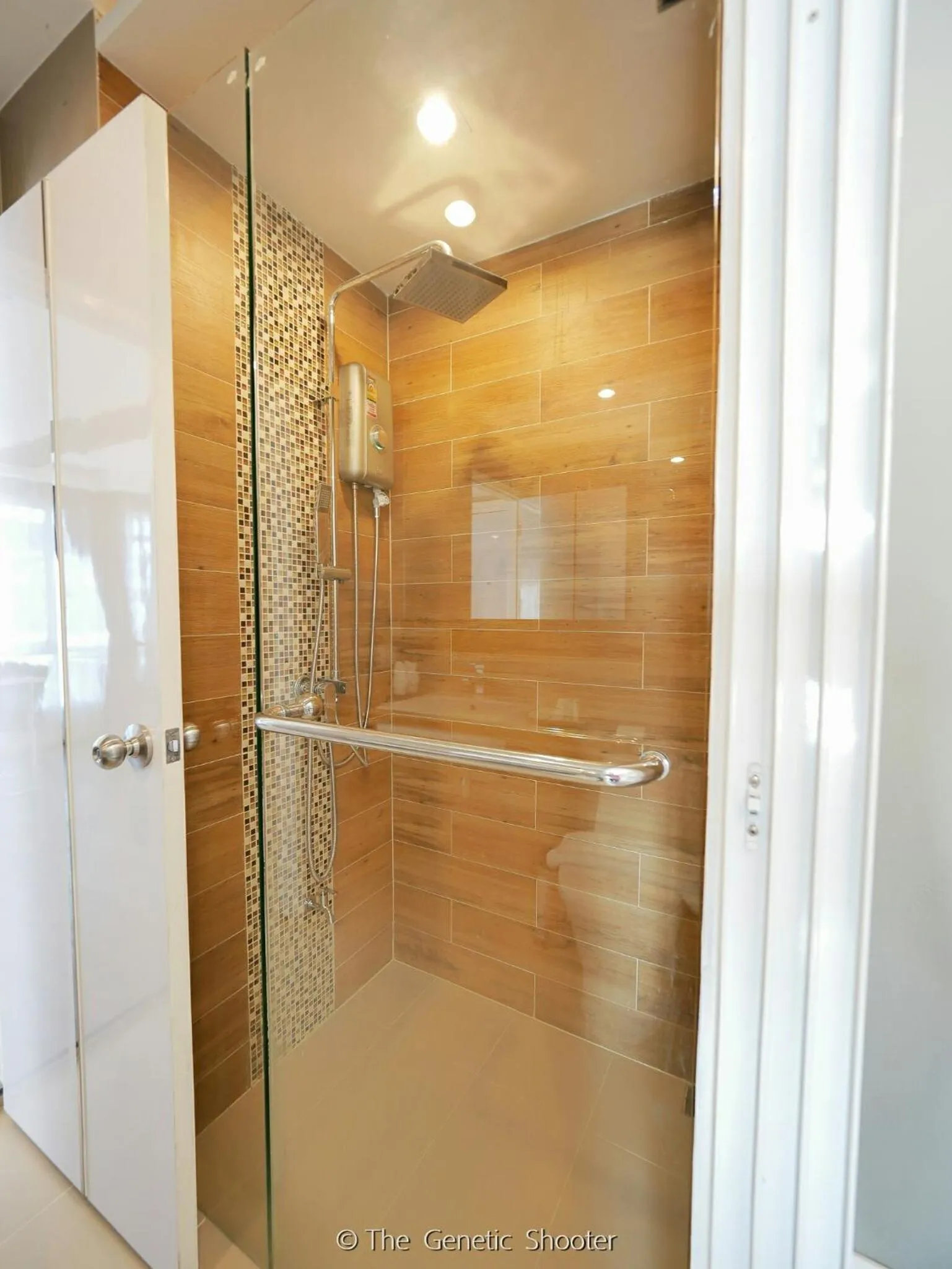 Wisdom Hotel & Residence