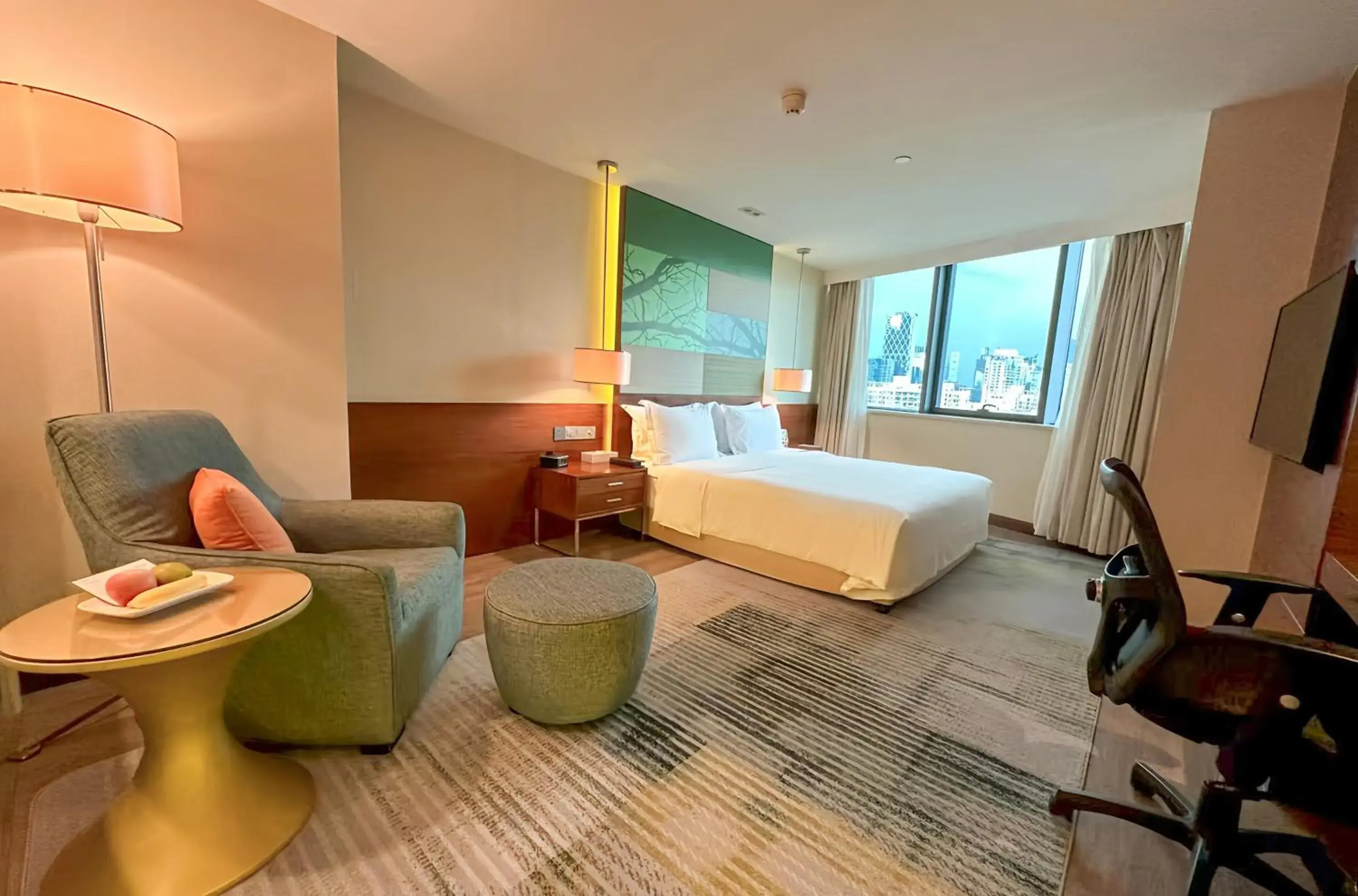 Bed in Holiday Inn Shenzhen Donghua by IHG Bed in Holiday Inn Shenzhen Donghua by IHG