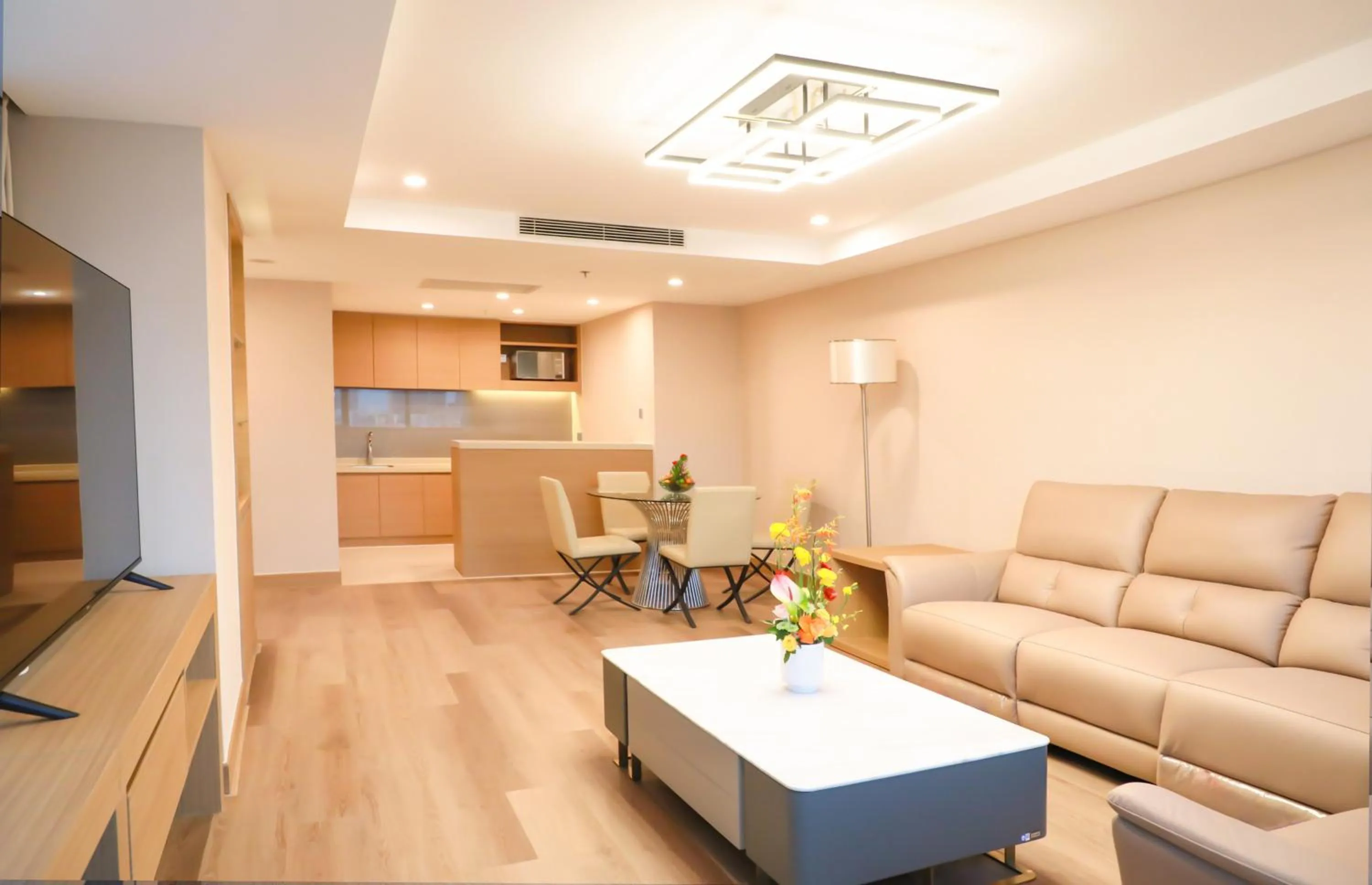 Photo of the whole room in Holiday Inn Shenzhen Donghua by IHG