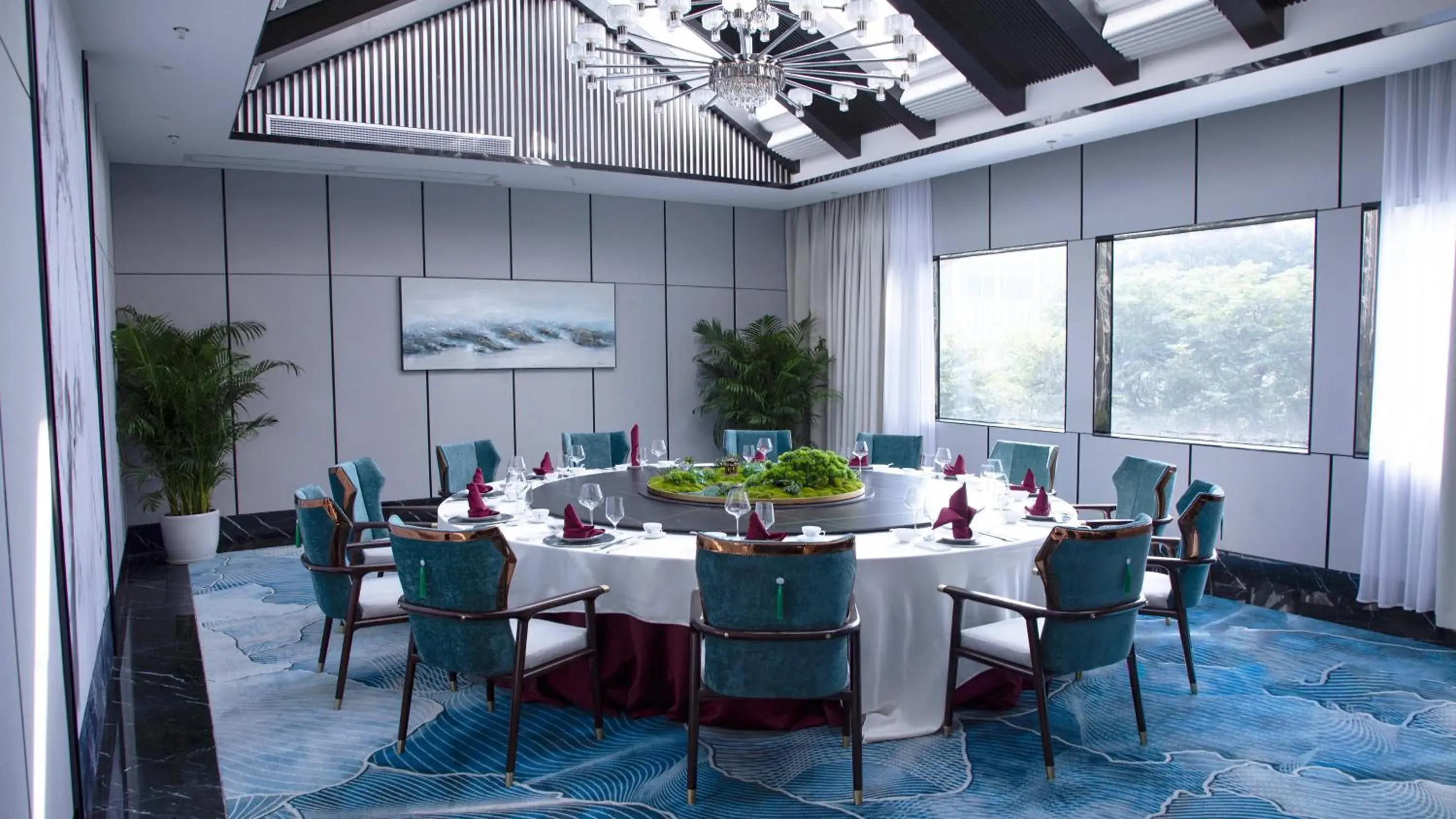 Restaurant/places to eat in Holiday Inn Shenzhen Donghua by IHG Restaurant/places to eat in Holiday Inn Shenzhen Donghua by IHG