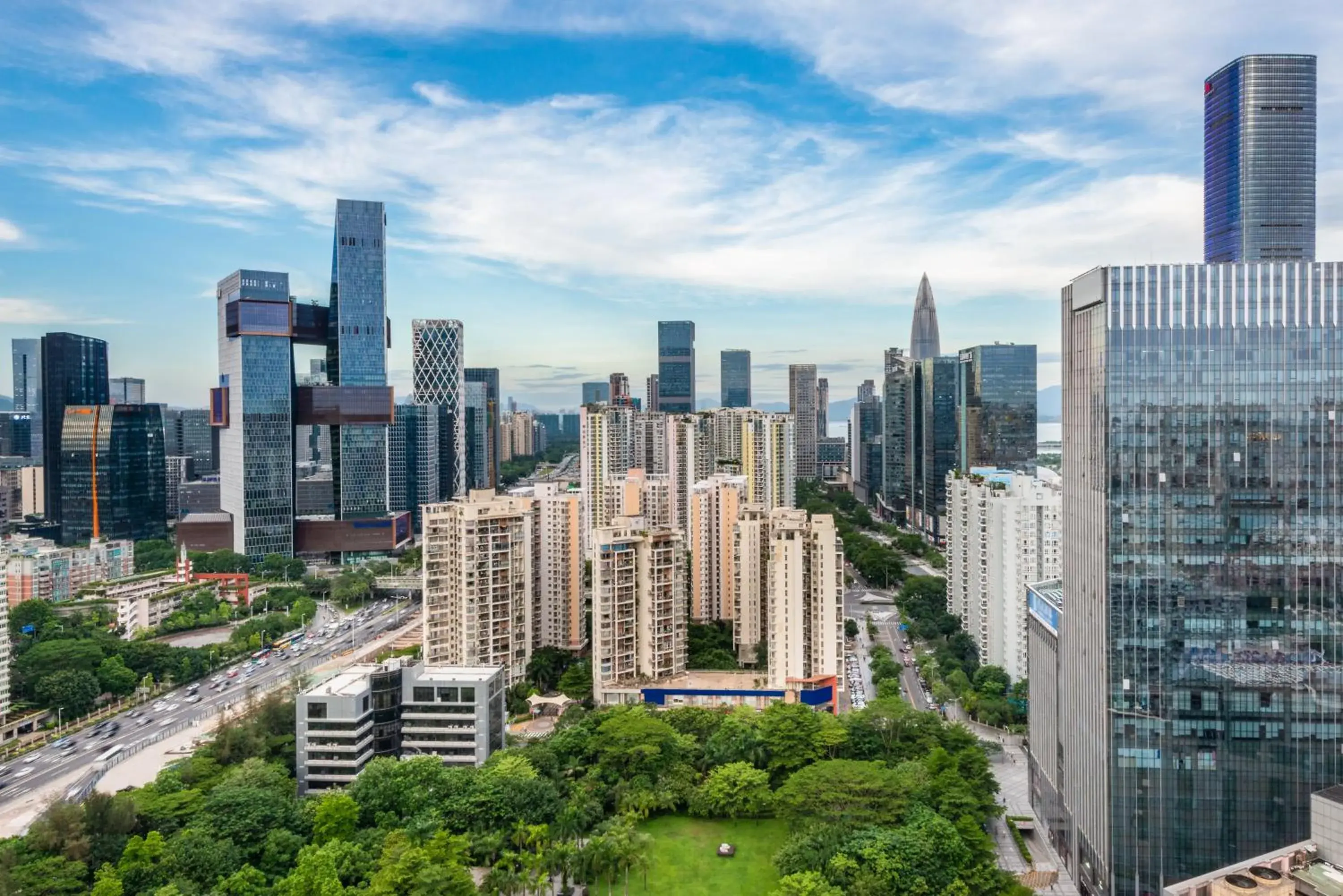 Property building in Holiday Inn Shenzhen Donghua by IHG Property building in Holiday Inn Shenzhen Donghua by IHG