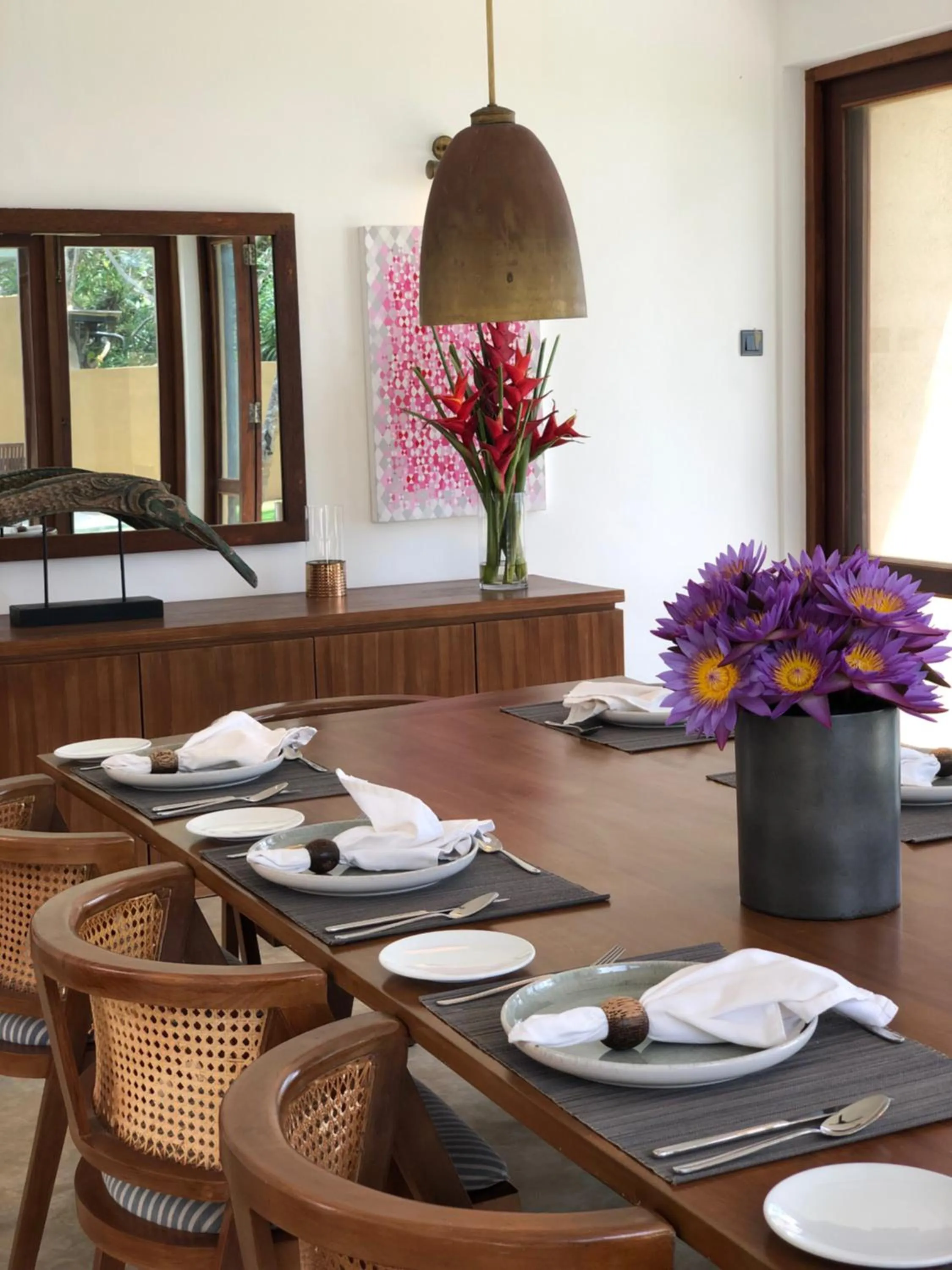 Restaurant/places to eat in Jetwing Villa 700