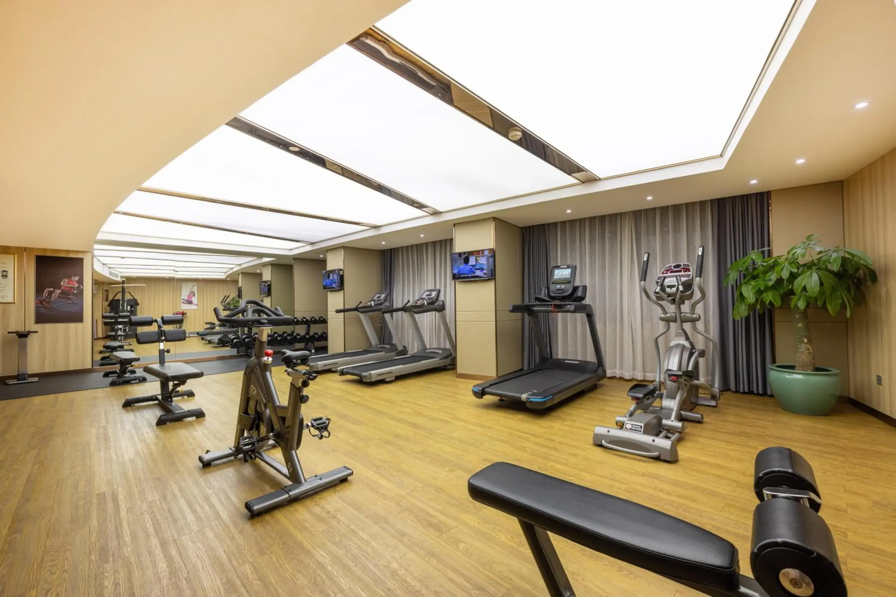 Fitness centre/facilities in Ocean Hotel Guangzhou Fitness centre/facilities in Ocean Hotel Guangzhou